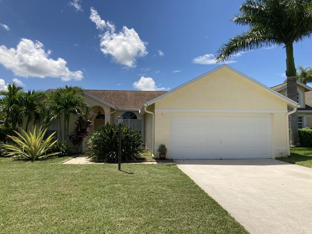 13016 Meadowbreeze Drive, Wellington, FL 33414, Wellington - Photo 2