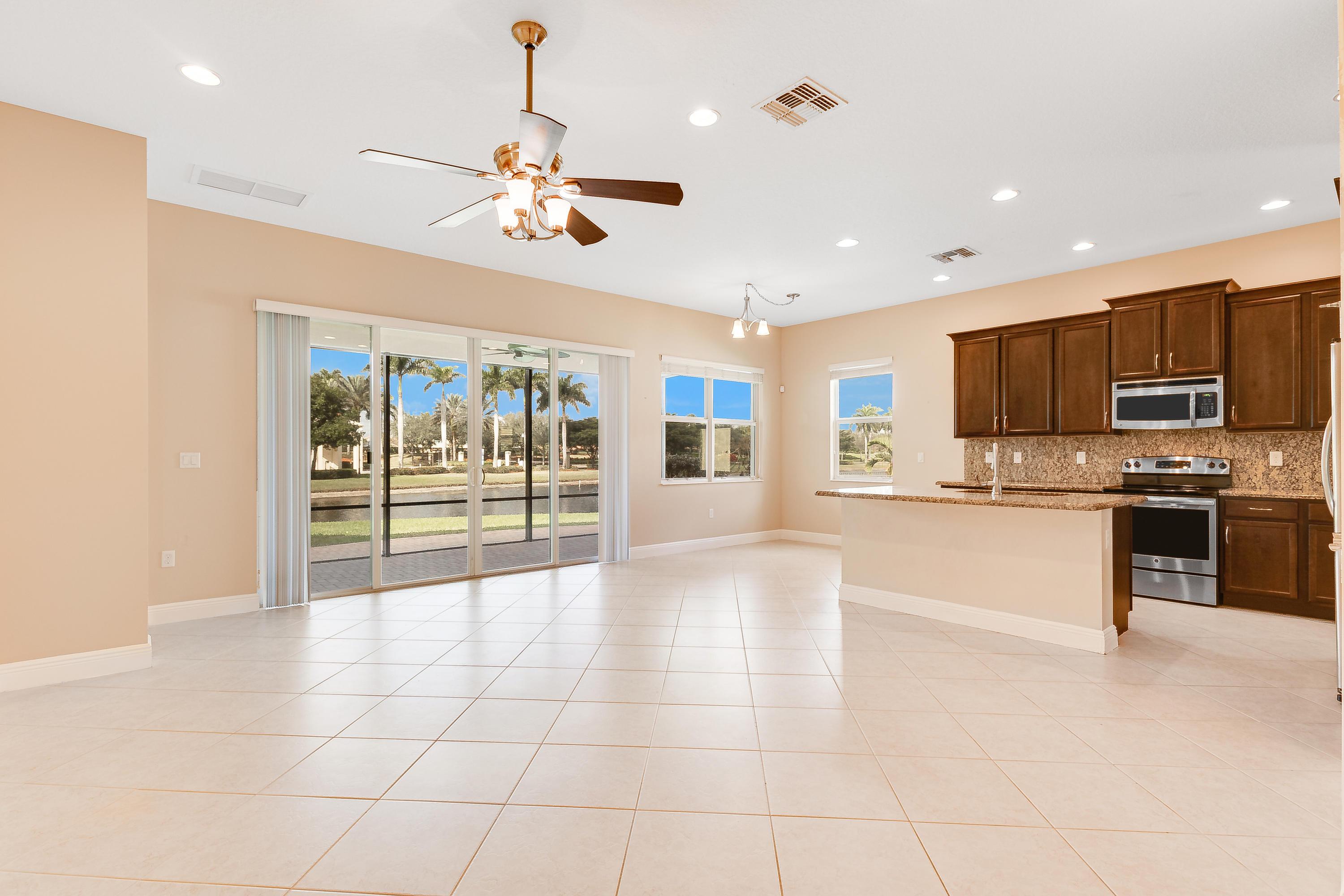 , Royal Palm Beach - Photo 4
