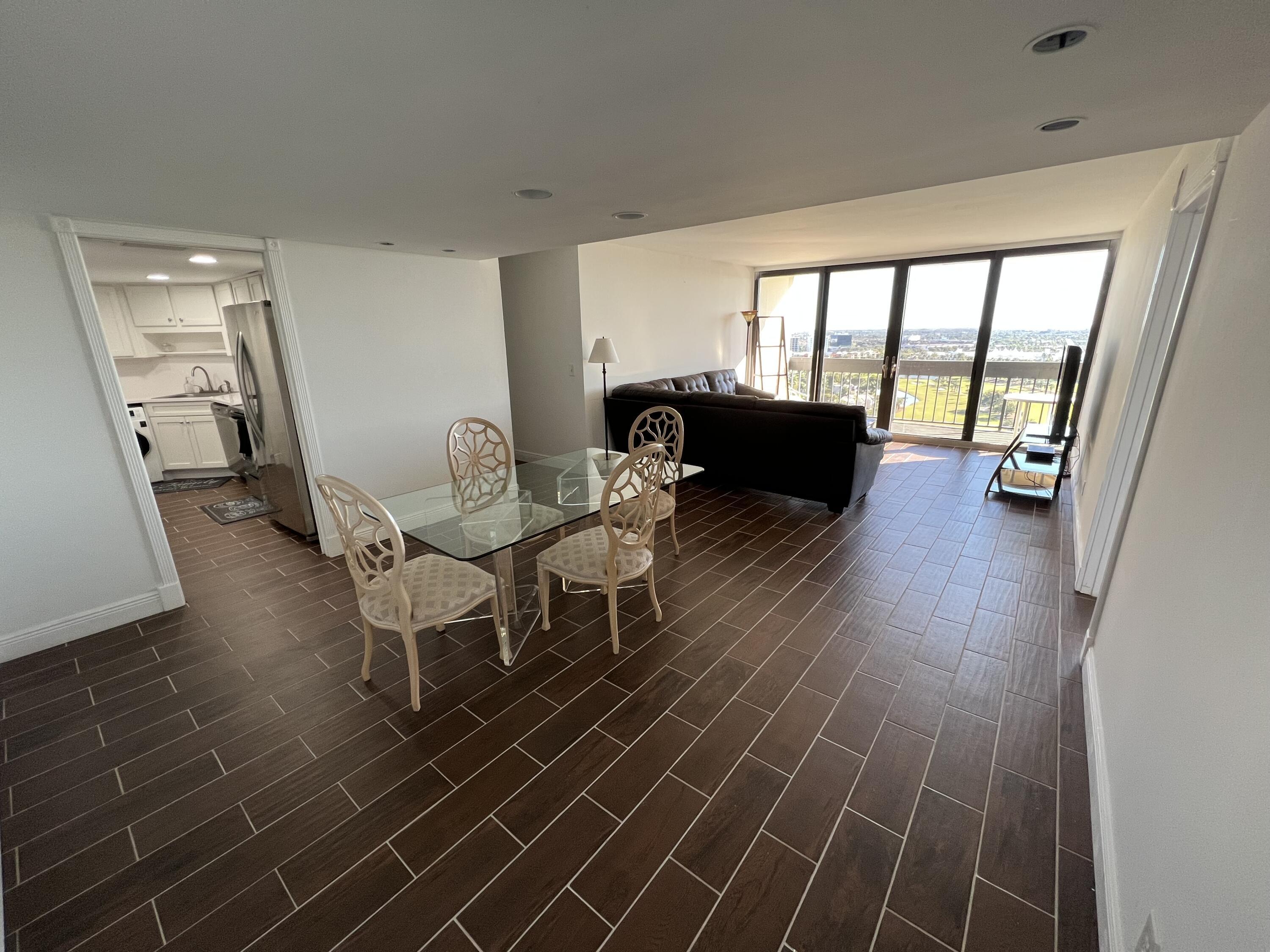2400 Presidential Way Ph5, West Palm Beach, FL 33401, West Palm Beach - Photo 2