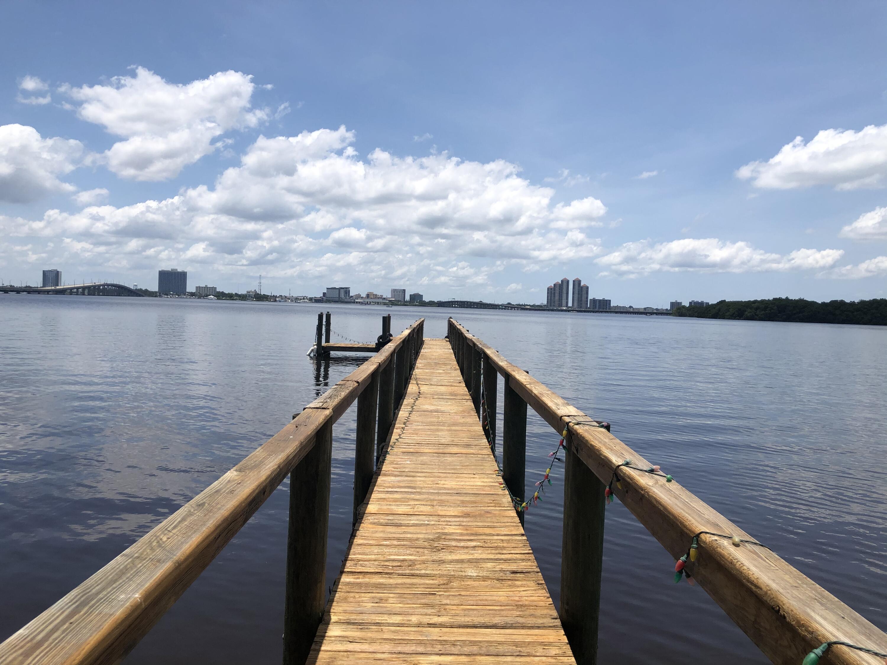 67 W North Shore Avenue, North Fort Myers, FL 33903, North Fort Myers
