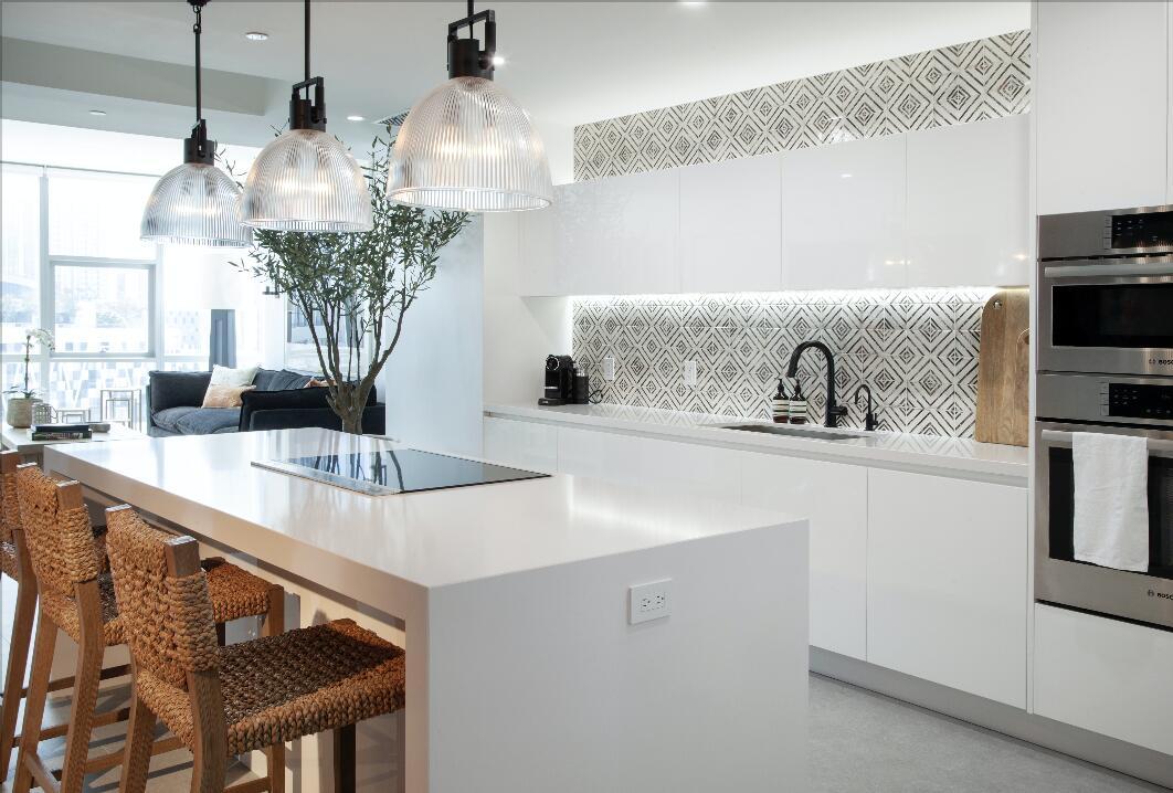 851 NE 1st Avenue 812, Miami, FL 33132, Miami - Photo 4