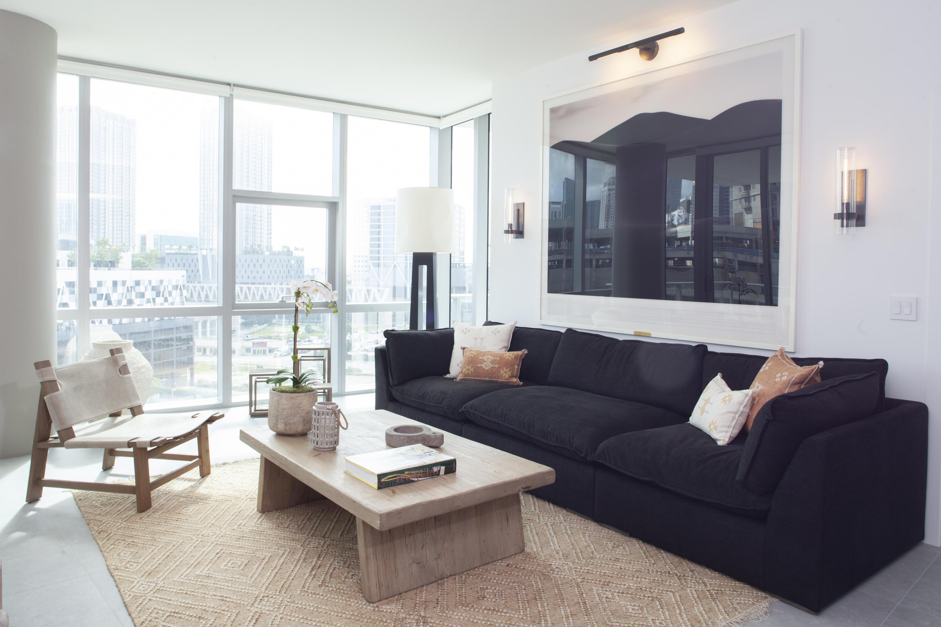 851 NE 1st Avenue 812, Miami, FL 33132, Miami