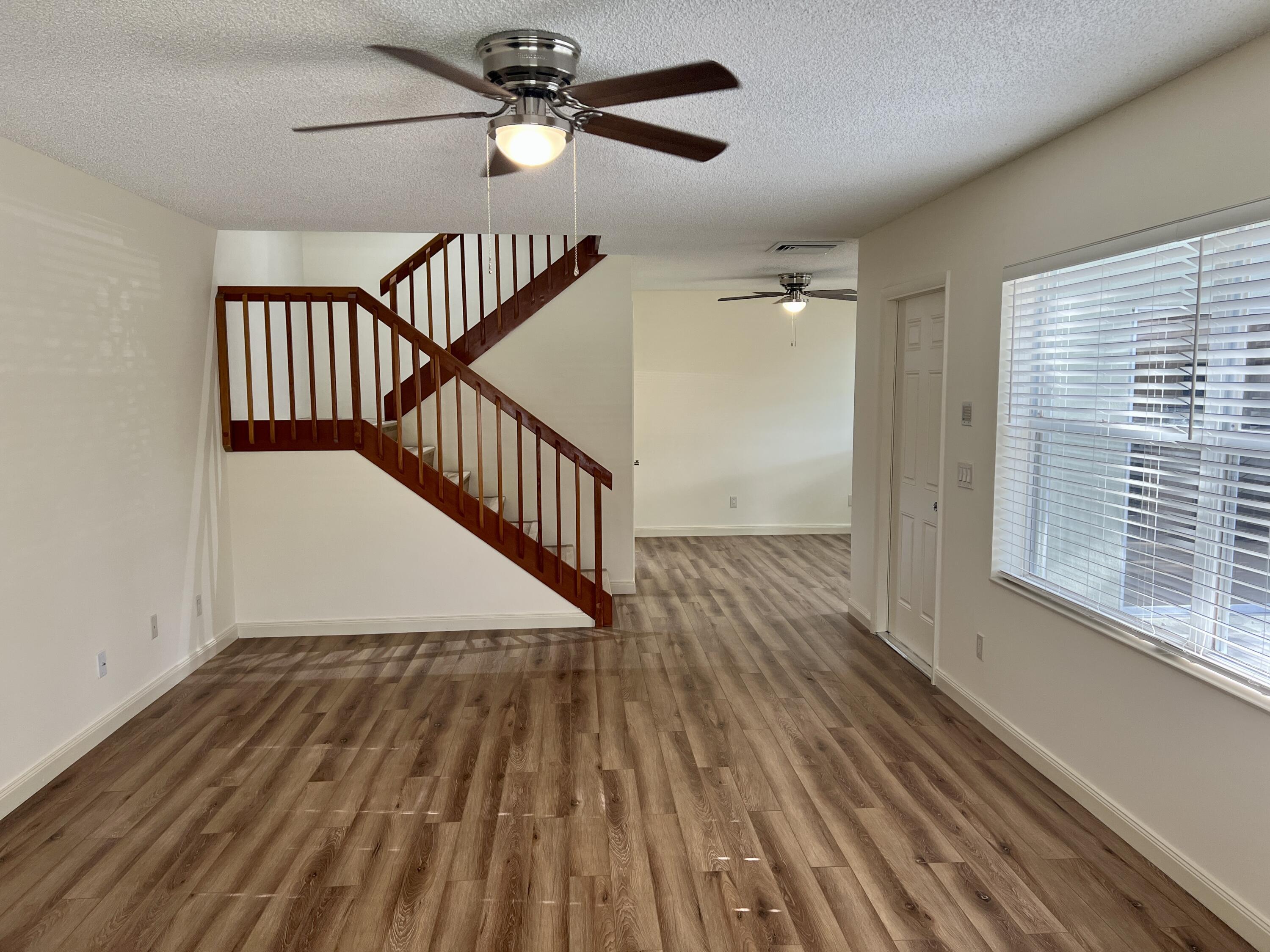 3119 Kingston Court, West Palm Beach, FL 33409, West Palm Beach - Photo 5
