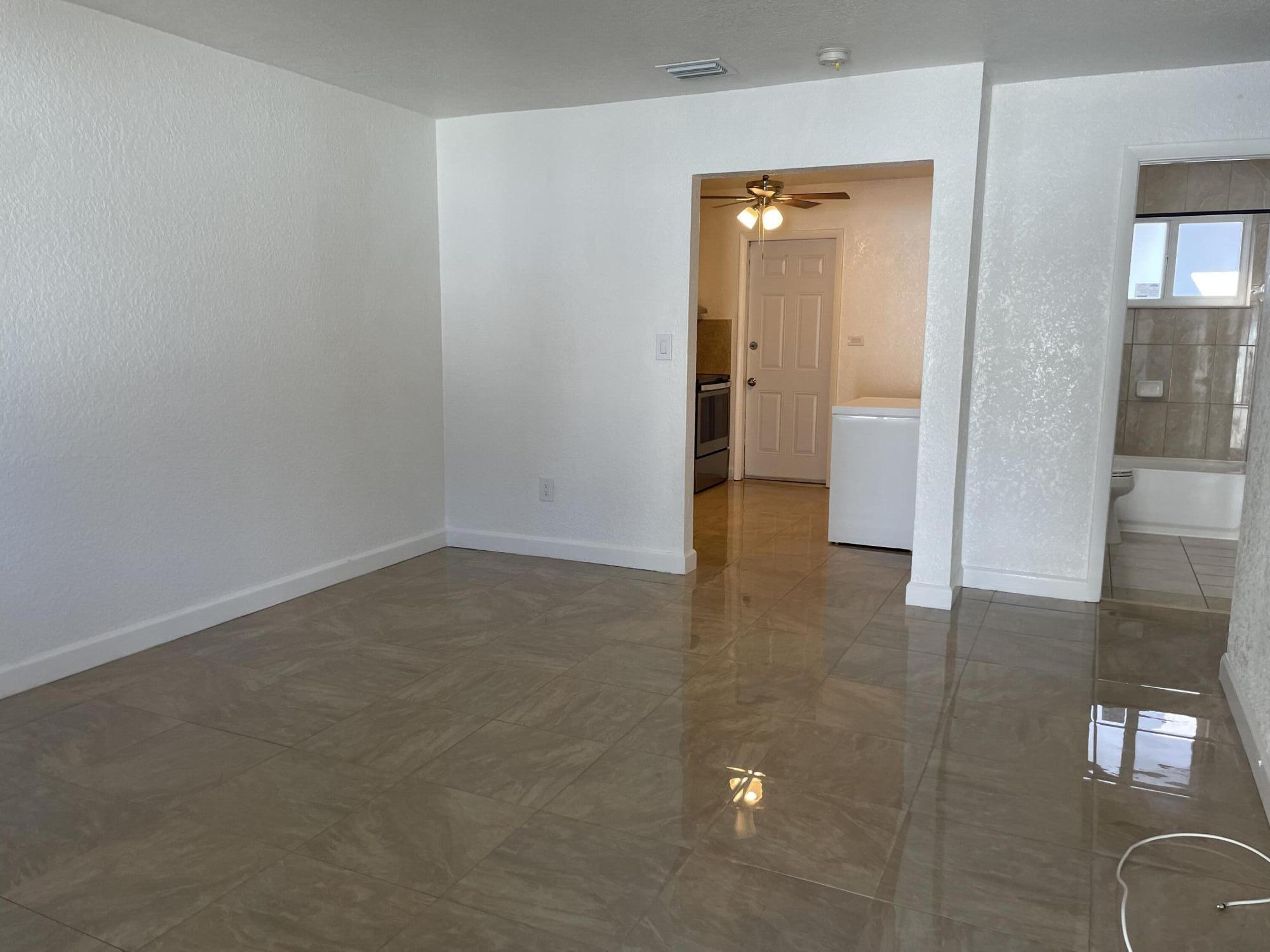 336 NW 53rd Street 1, Miami, FL 33127, Miami - Photo 5
