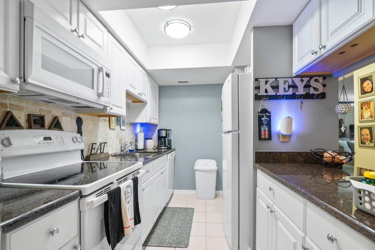 2811 Stoneway Lane C, Fort Pierce, FL 34982, Fort Pierce - Photo 5