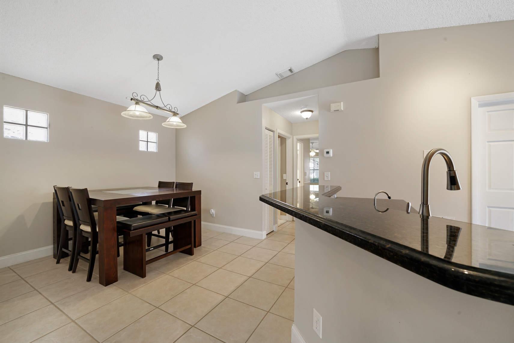 200 NW 75 Ter Terrace, Plantation, FL 33317, Plantation - Photo 3