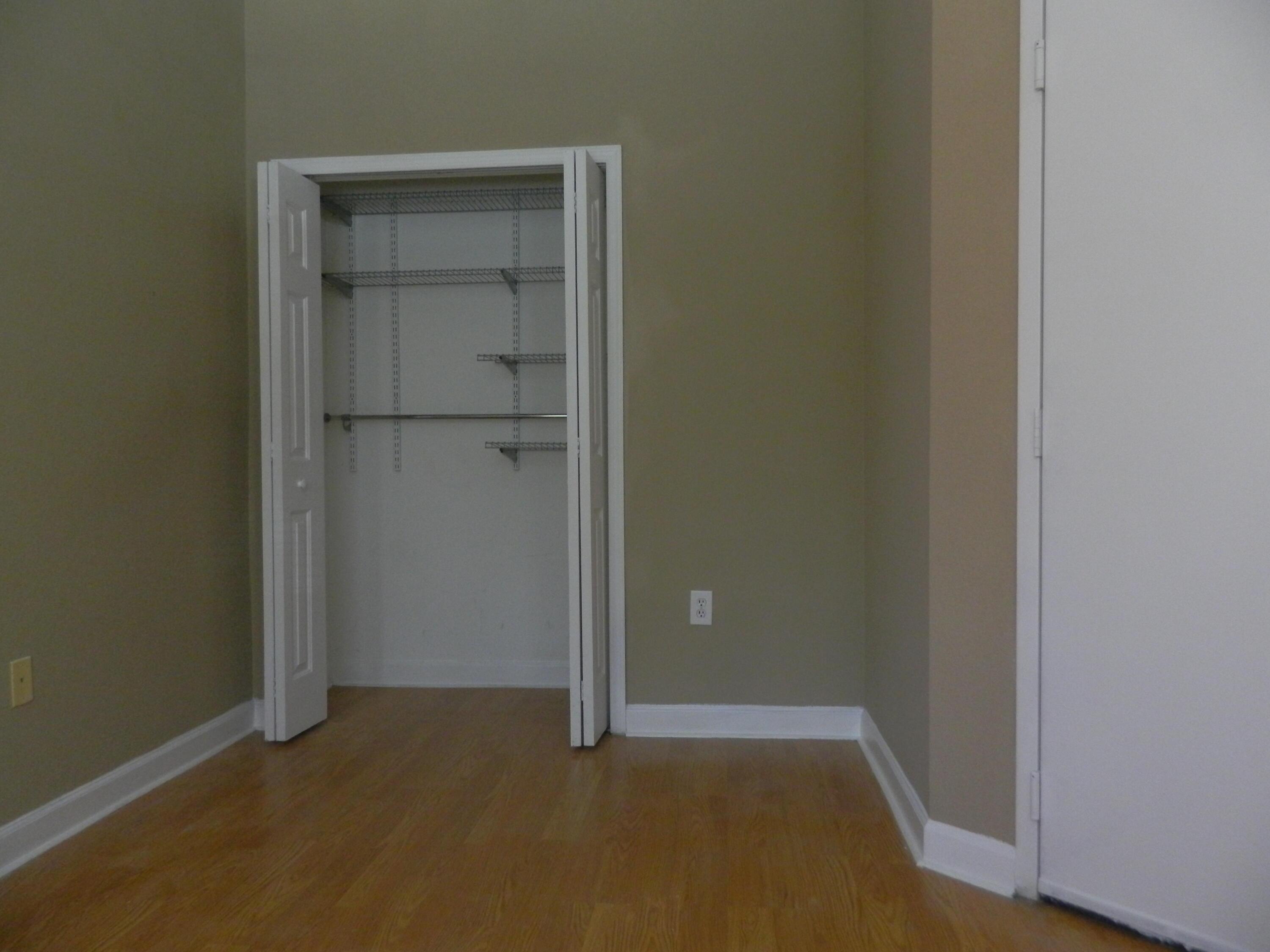 3305 N Shoma Drive 304, Royal Palm Beach, FL 33414, Royal Palm Beach - Photo 4