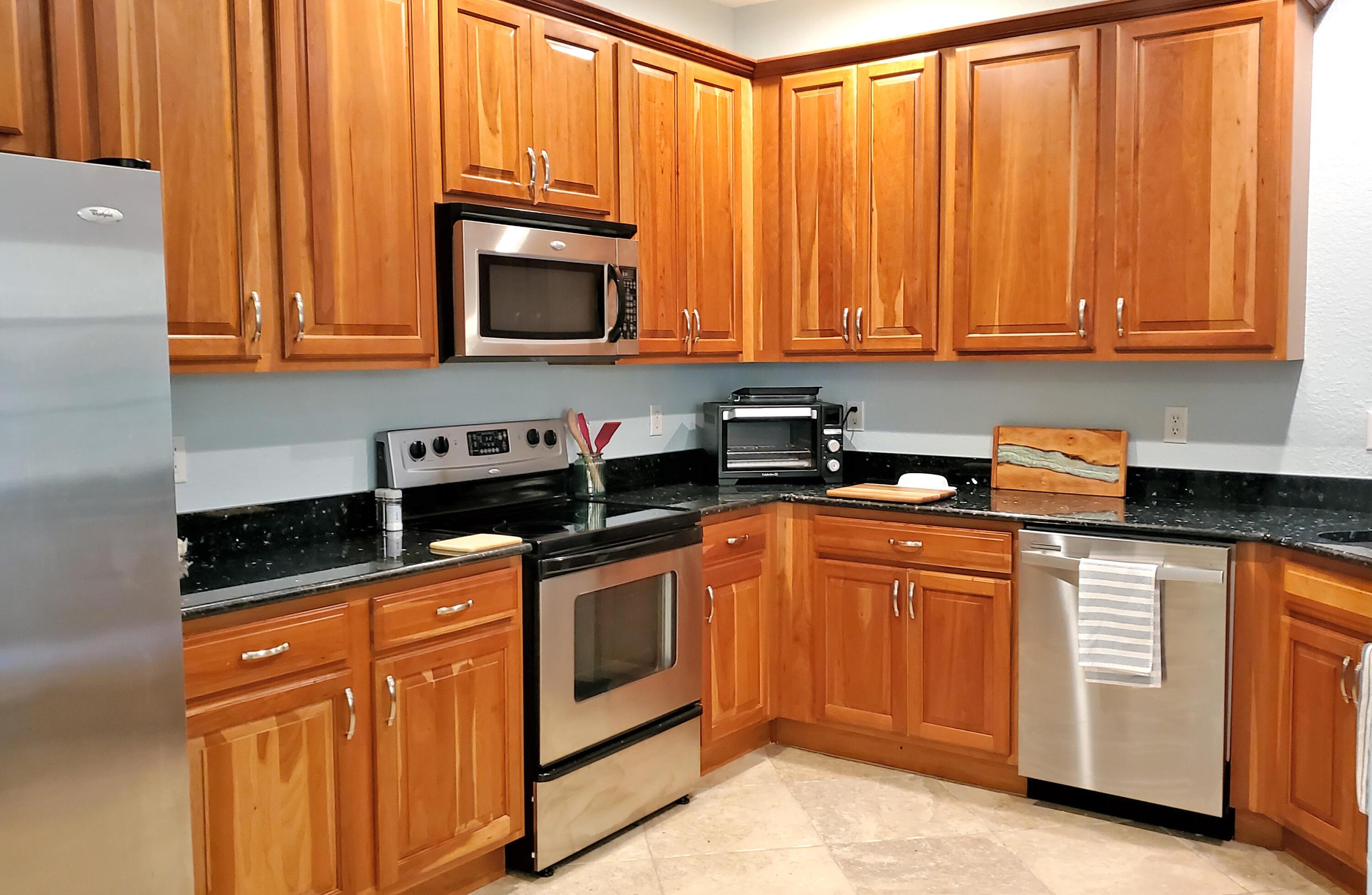 1560 SE Wilshire Place 102, Stuart, FL 34994, Stuart - Photo 2