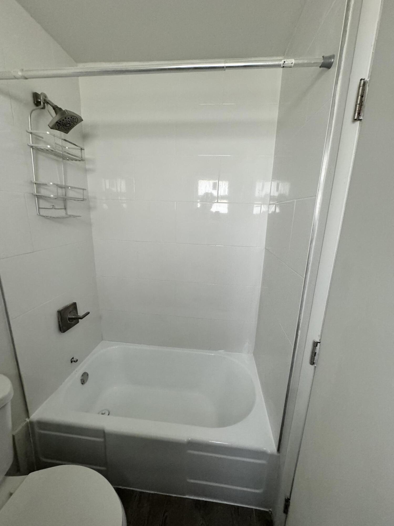 602 S 24th Avenue Rear, Hollywood, FL 33020, Hollywood - Photo 4