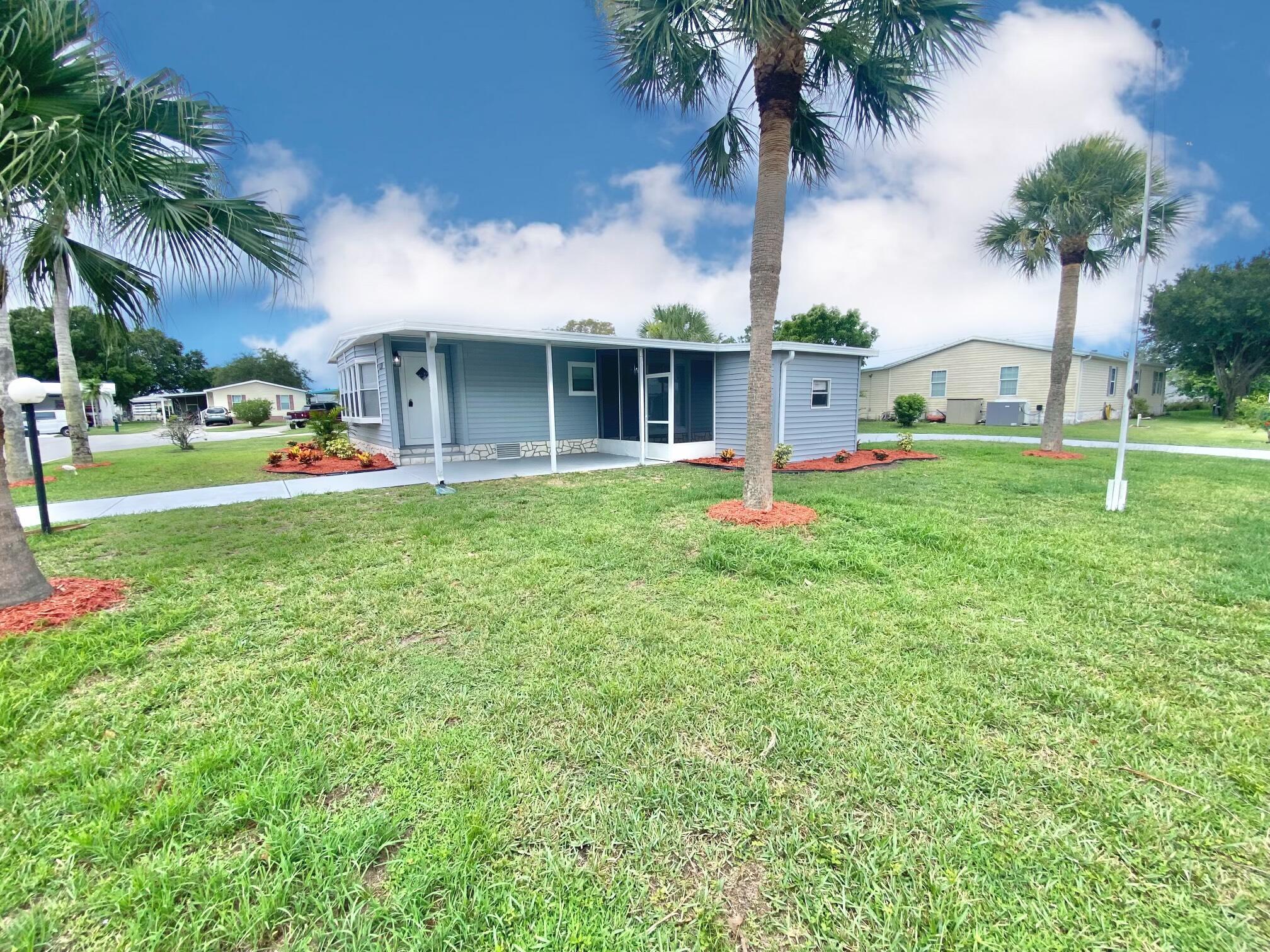1038 Warbler Court, Barefoot Bay, FL 32976, Barefoot Bay - Photo 2