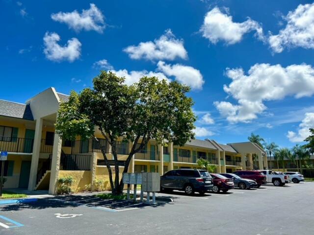 1830 W Meadows Circle 1830, Boynton Beach, FL 33436, Boynton Beach