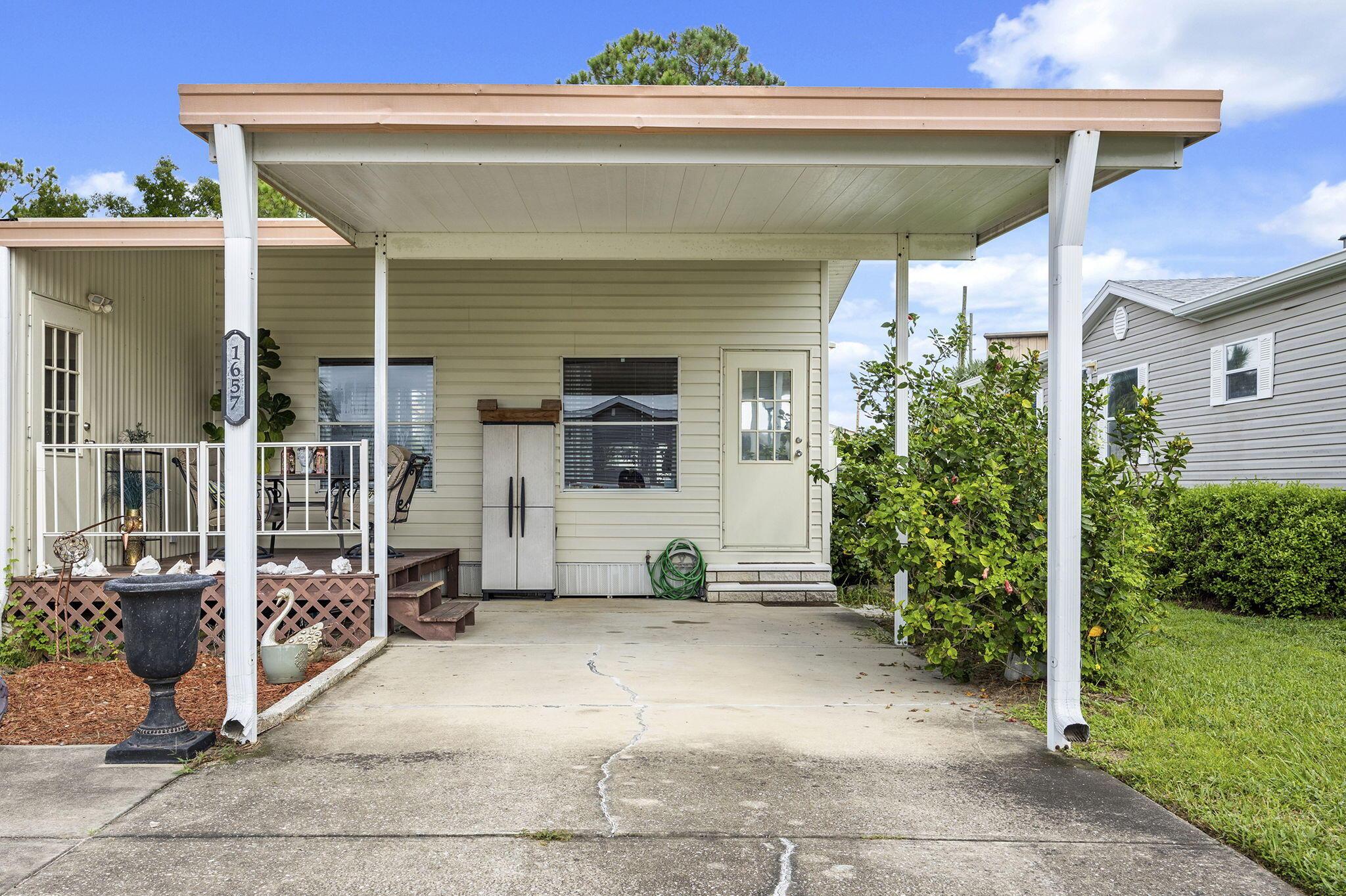 1657 Elkhart Circle, Tavares, FL 32778, Tavares - Photo 4