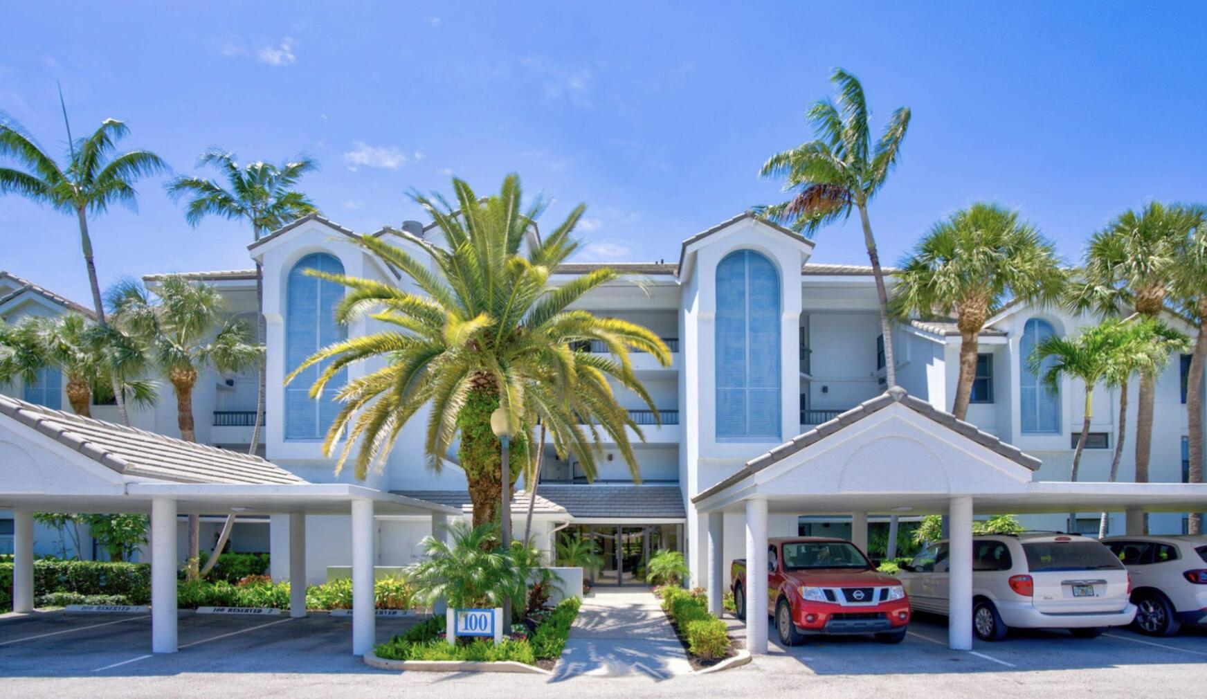 133 Bay Colony Drive N, Juno Beach, FL 33408, Juno Beach - Photo 2