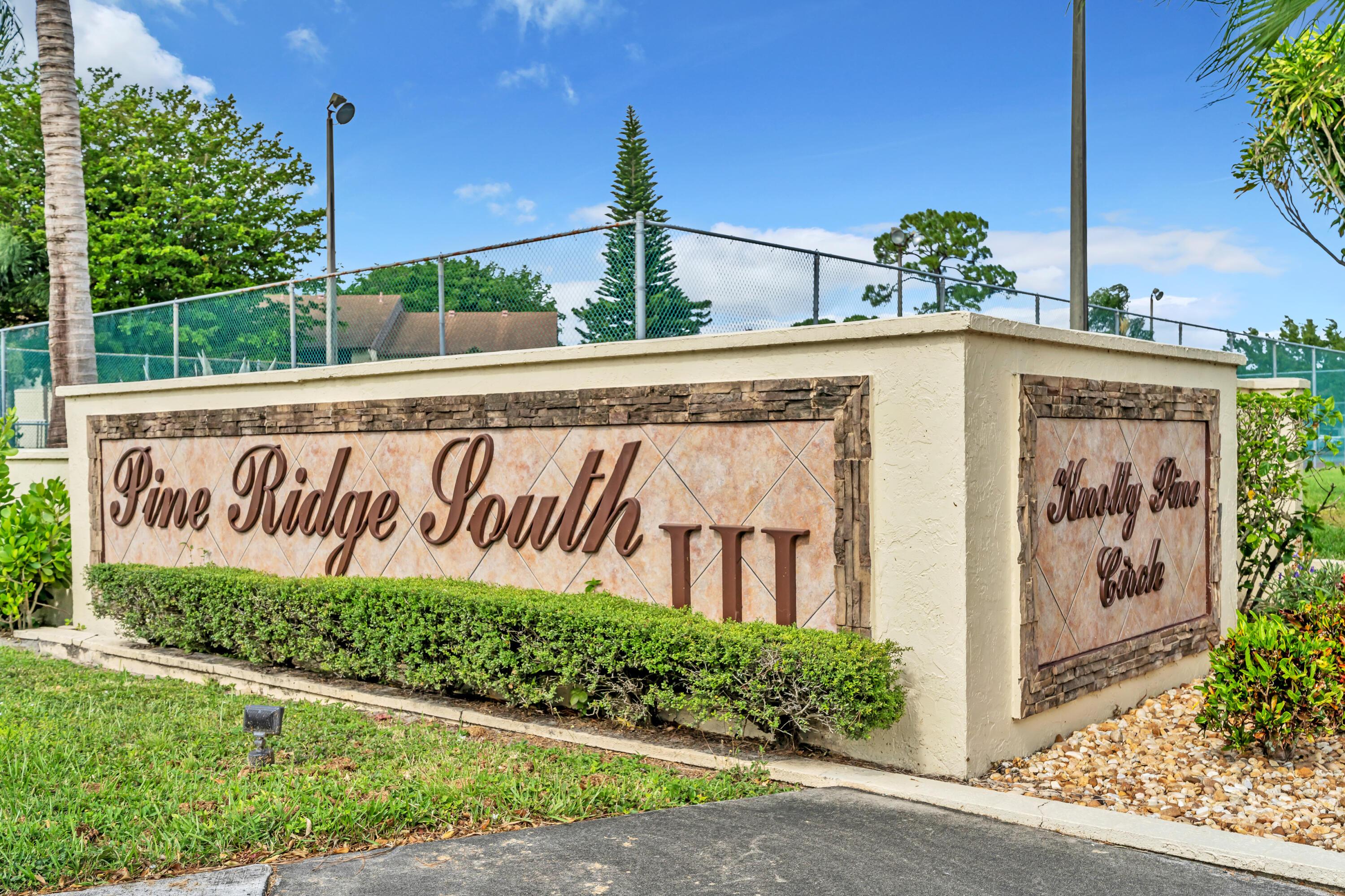 329 Knotty Pine Circle A-2, Greenacres, FL 33463, Greenacres