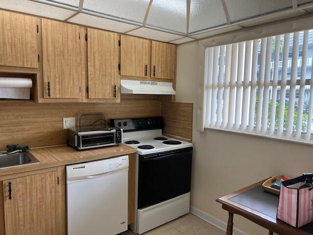6700 Royal Palm Boulevard D108, Margate, FL 33063, Margate - Photo 3