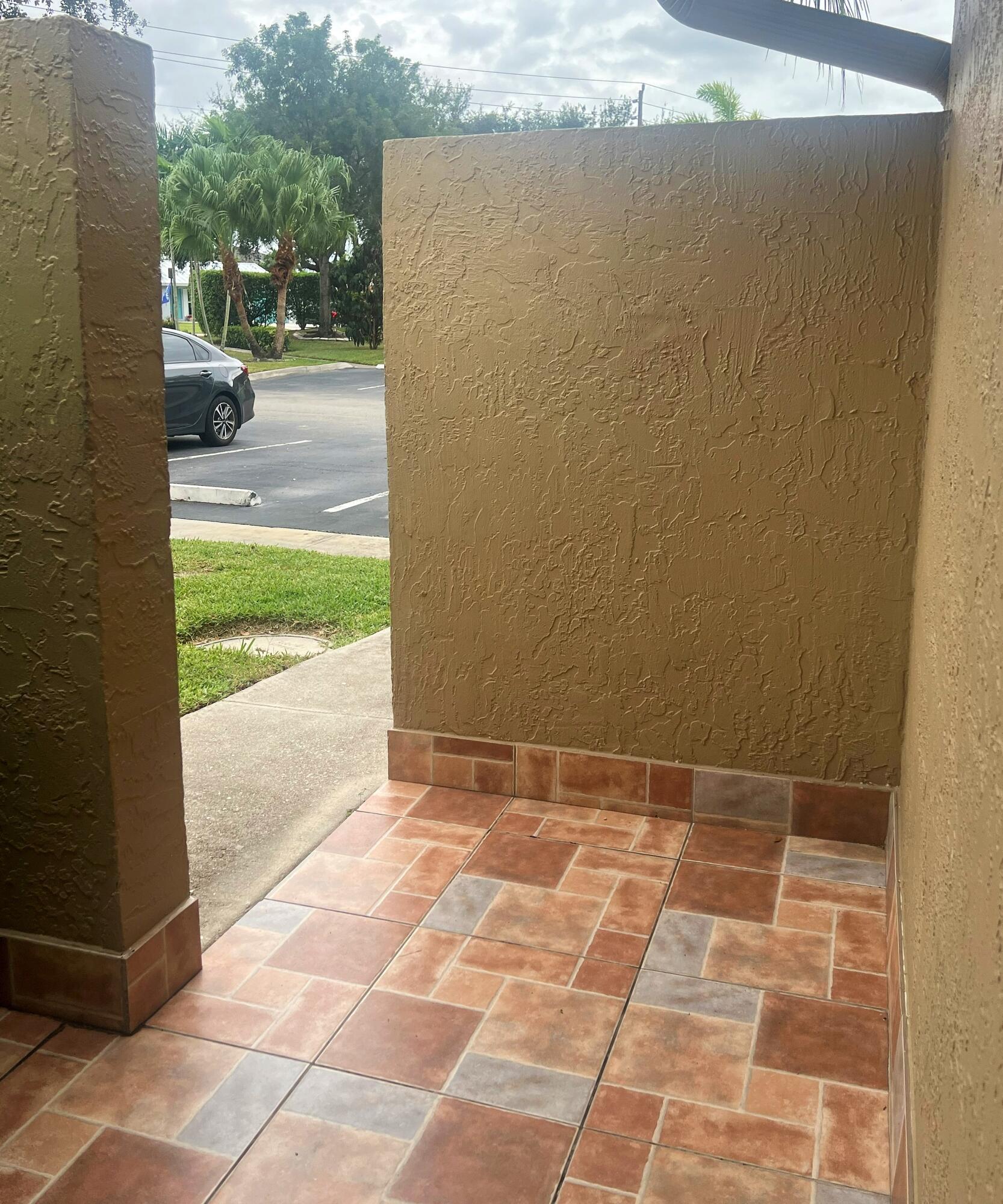 12087 NW 44th Street, Sunrise, FL 33323, Sunrise - Photo 4