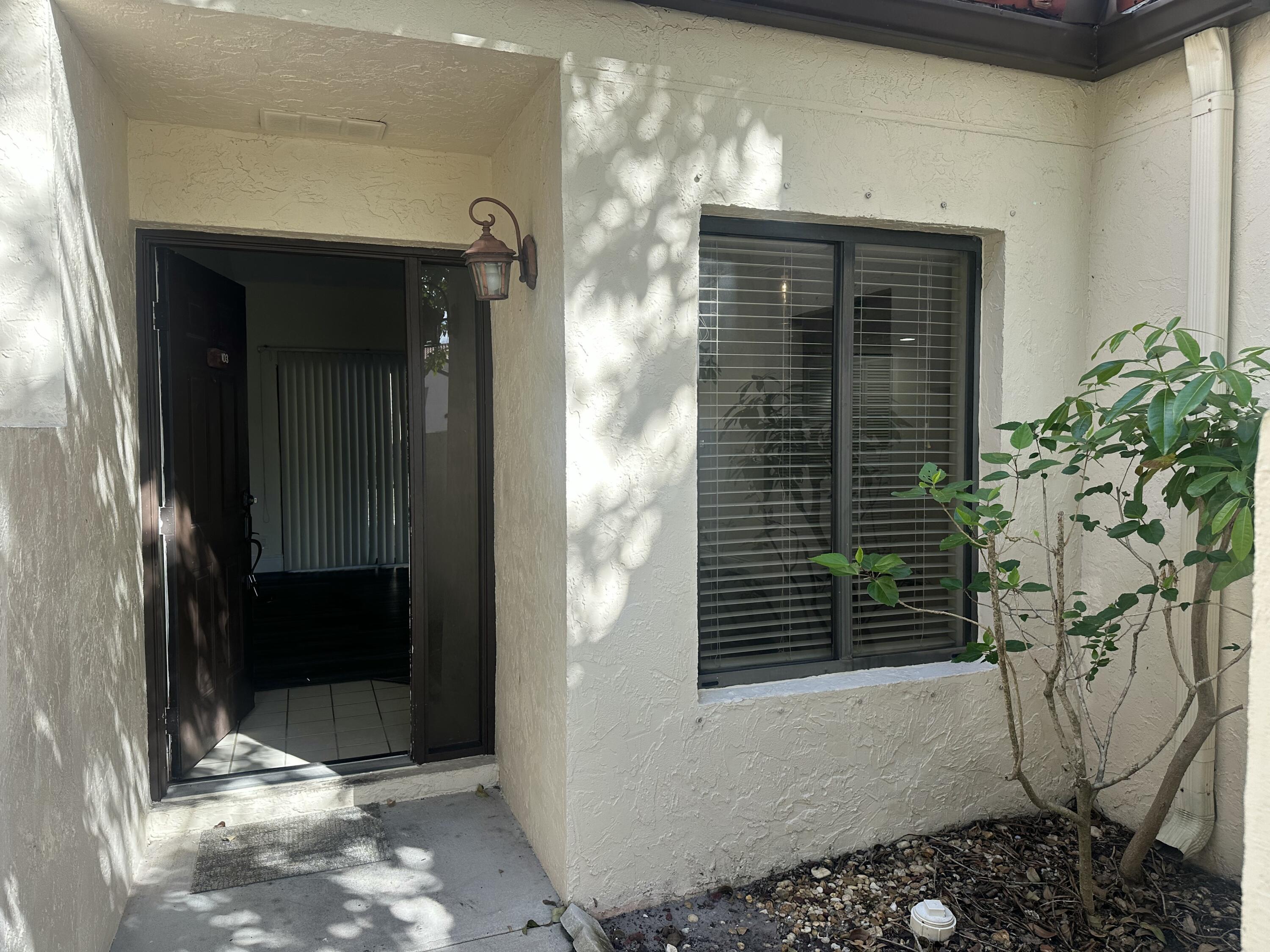 8 Via De Casas Sur 103, Boynton Beach, FL 33426, Boynton Beach - Photo 4