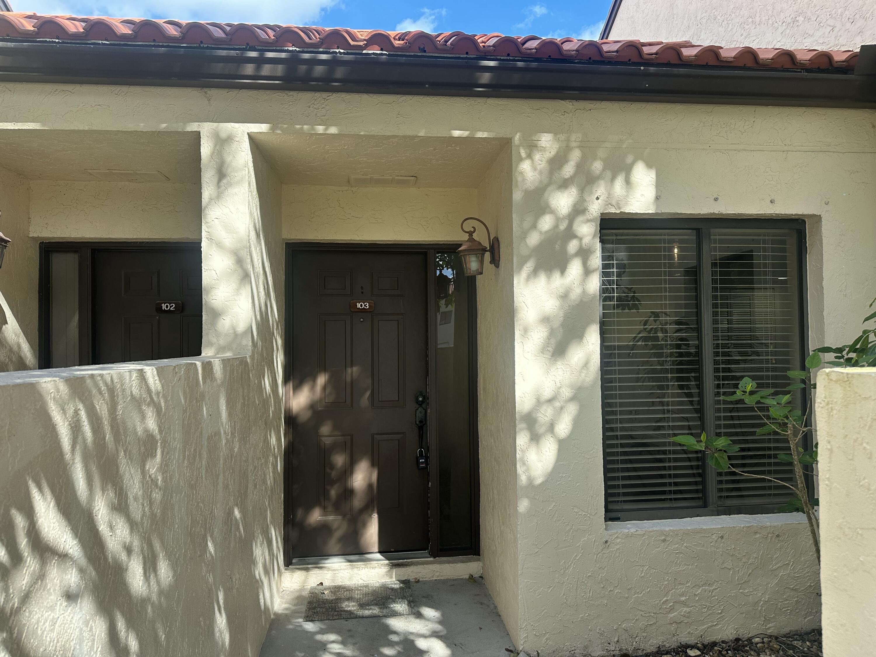 8 Via De Casas Sur 103, Boynton Beach, FL 33426, Boynton Beach - Photo 3
