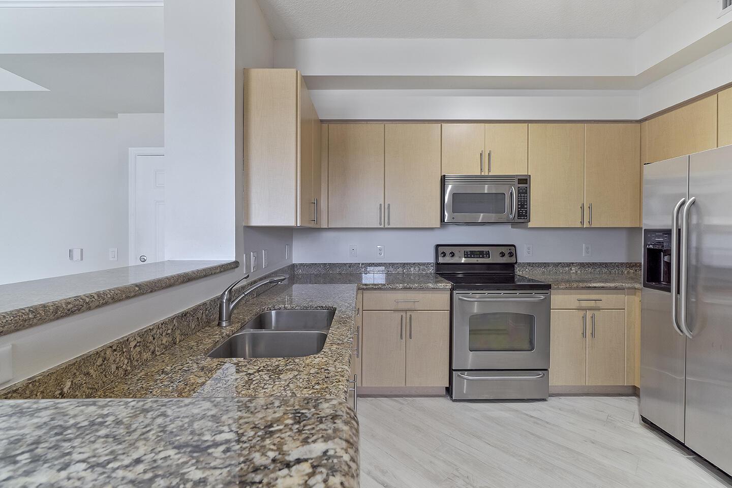 2401 NE 65th Street 601, Fort Lauderdale, FL 33308, Fort Lauderdale - Photo 4