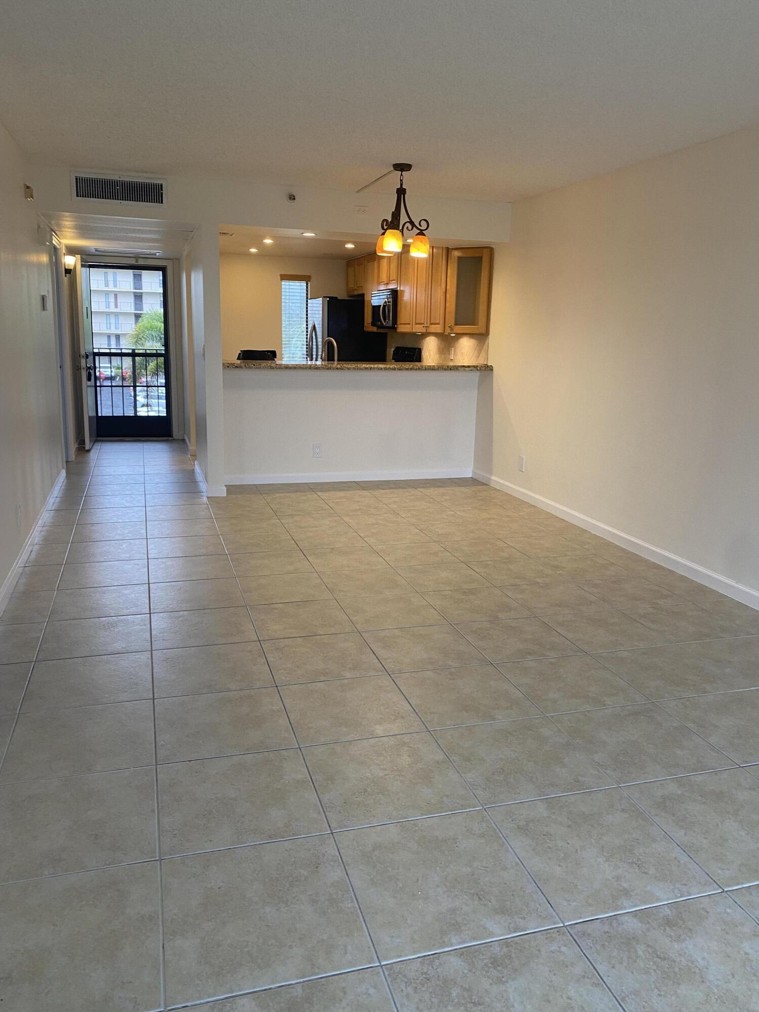 17 Royal Palm Way 305, Boca Raton, FL 33432, Boca Raton - Photo 5