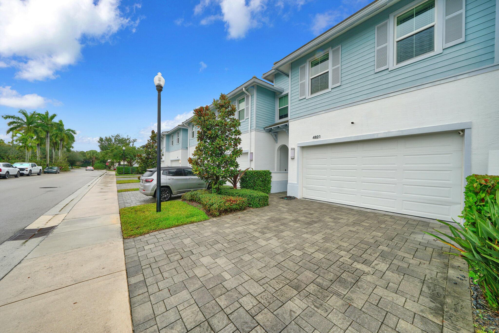 4821 Pointe Midtown Road, Palm Beach Gardens, FL 33418, Palm Beach Gardens