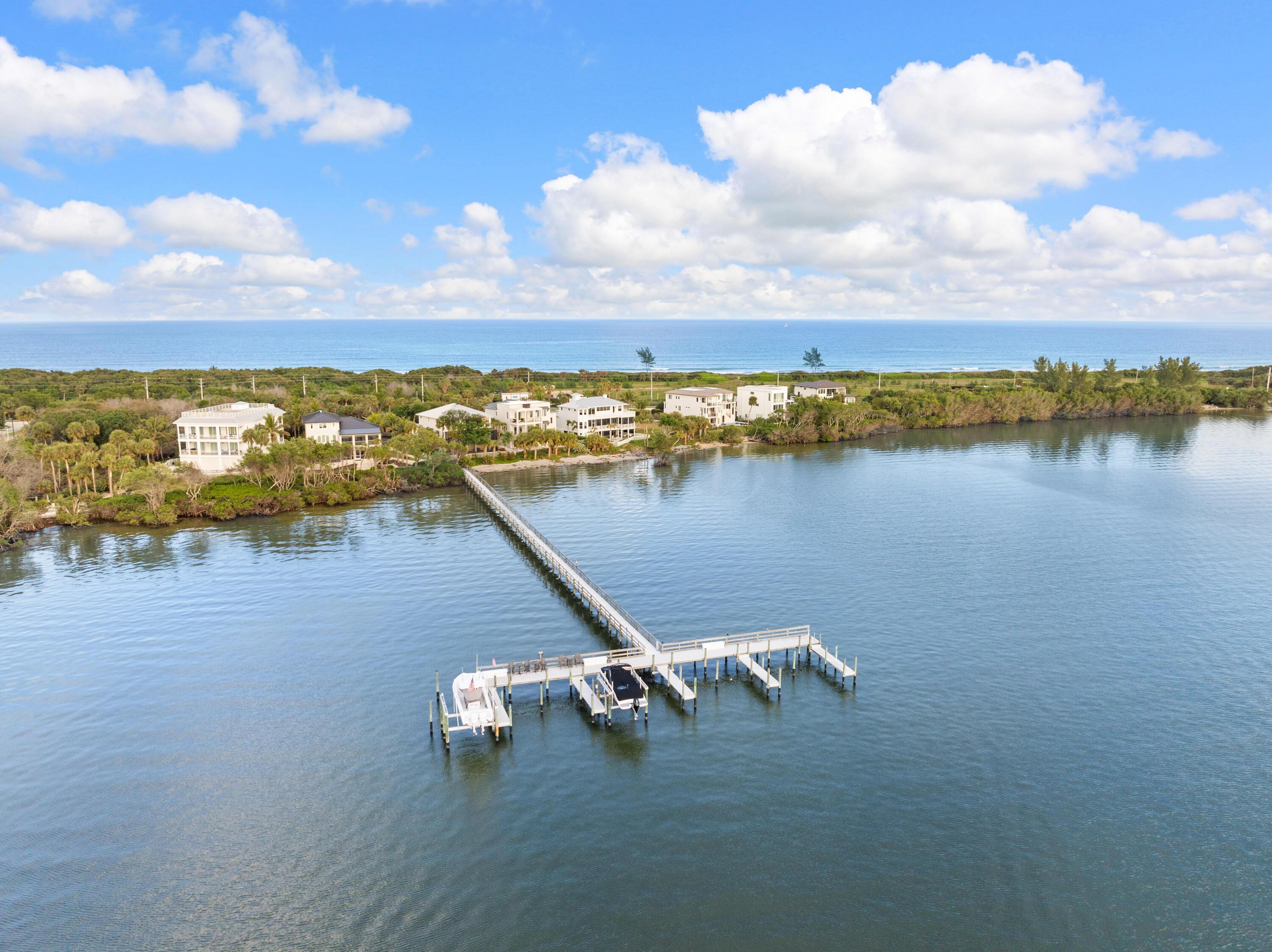 7671 Pelican Pointe Drive, Jensen Beach, FL 34957, Jensen Beach - Photo 3