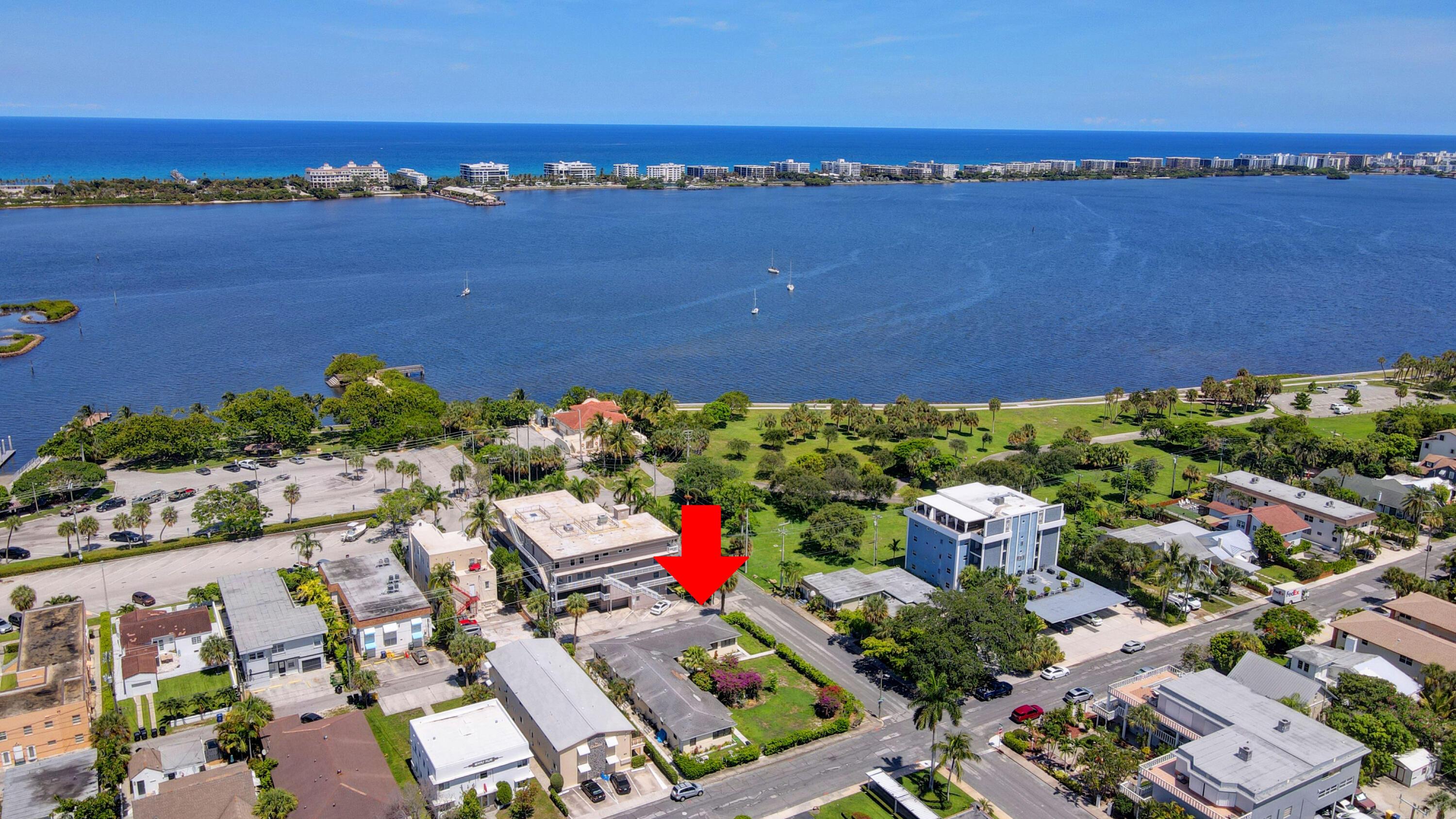 130 S Lakeside 1 Drive, Lake Worth Beach, FL 33460, Lake Worth Beach - Photo 3
