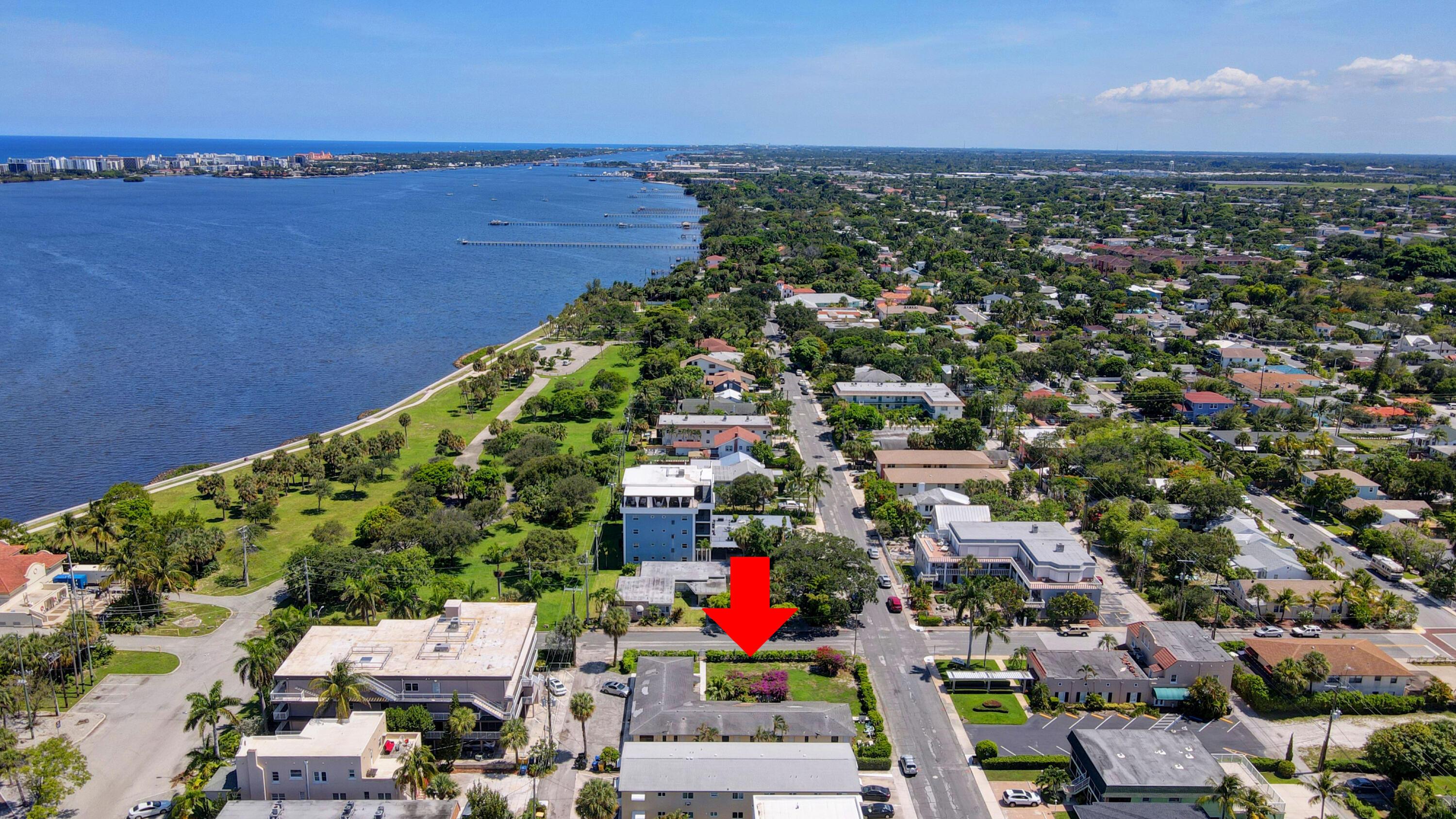 130 S Lakeside 1 Drive, Lake Worth Beach, FL 33460, Lake Worth Beach - Photo 4