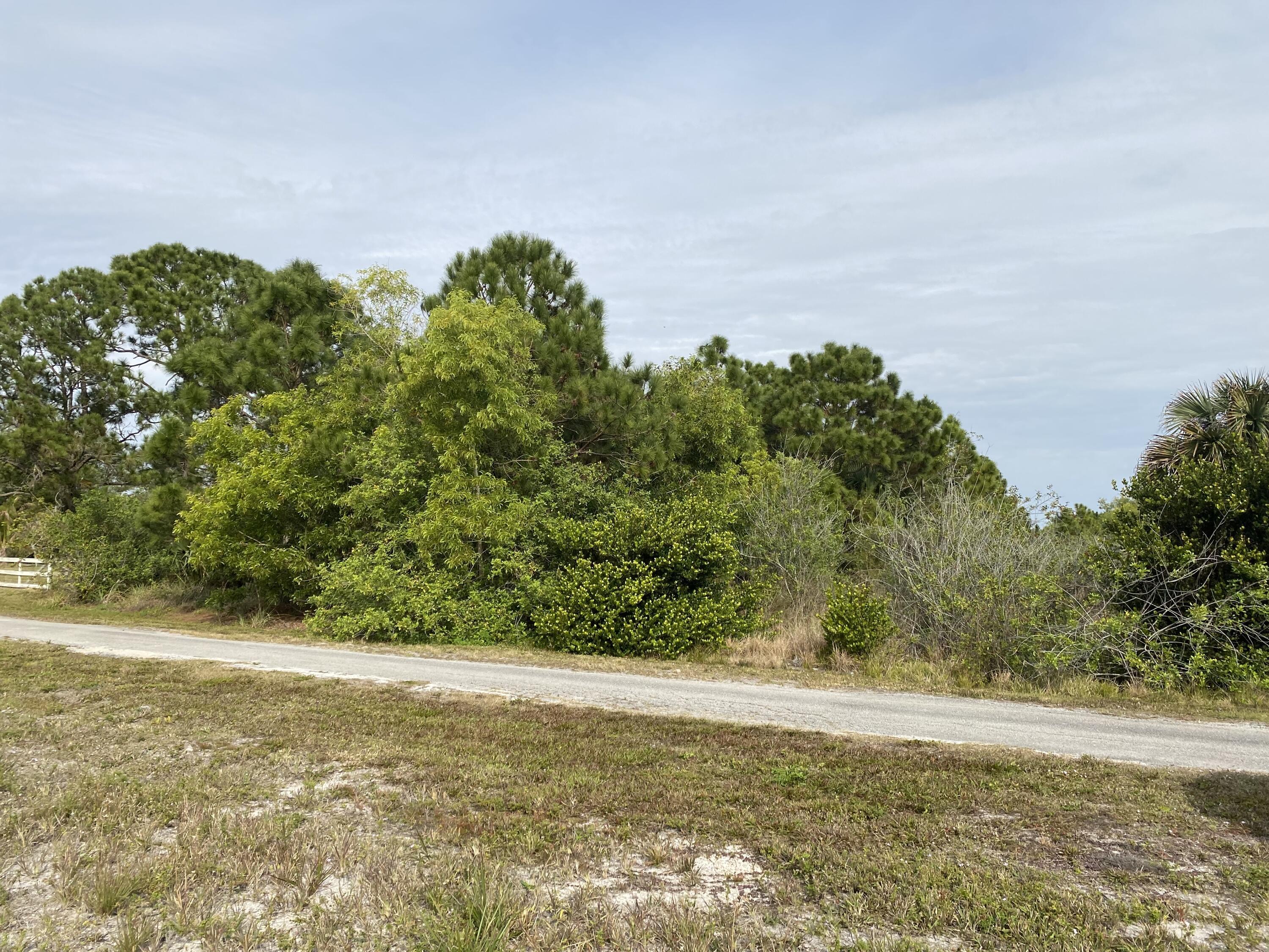 17755 Fox Trail Lane, Loxahatchee, FL 33470, Loxahatchee - Photo 2