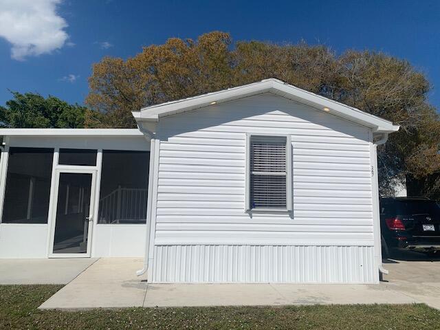 267 Nightingale Avenue, Fort Pierce, FL 34982, Fort Pierce - Photo 3