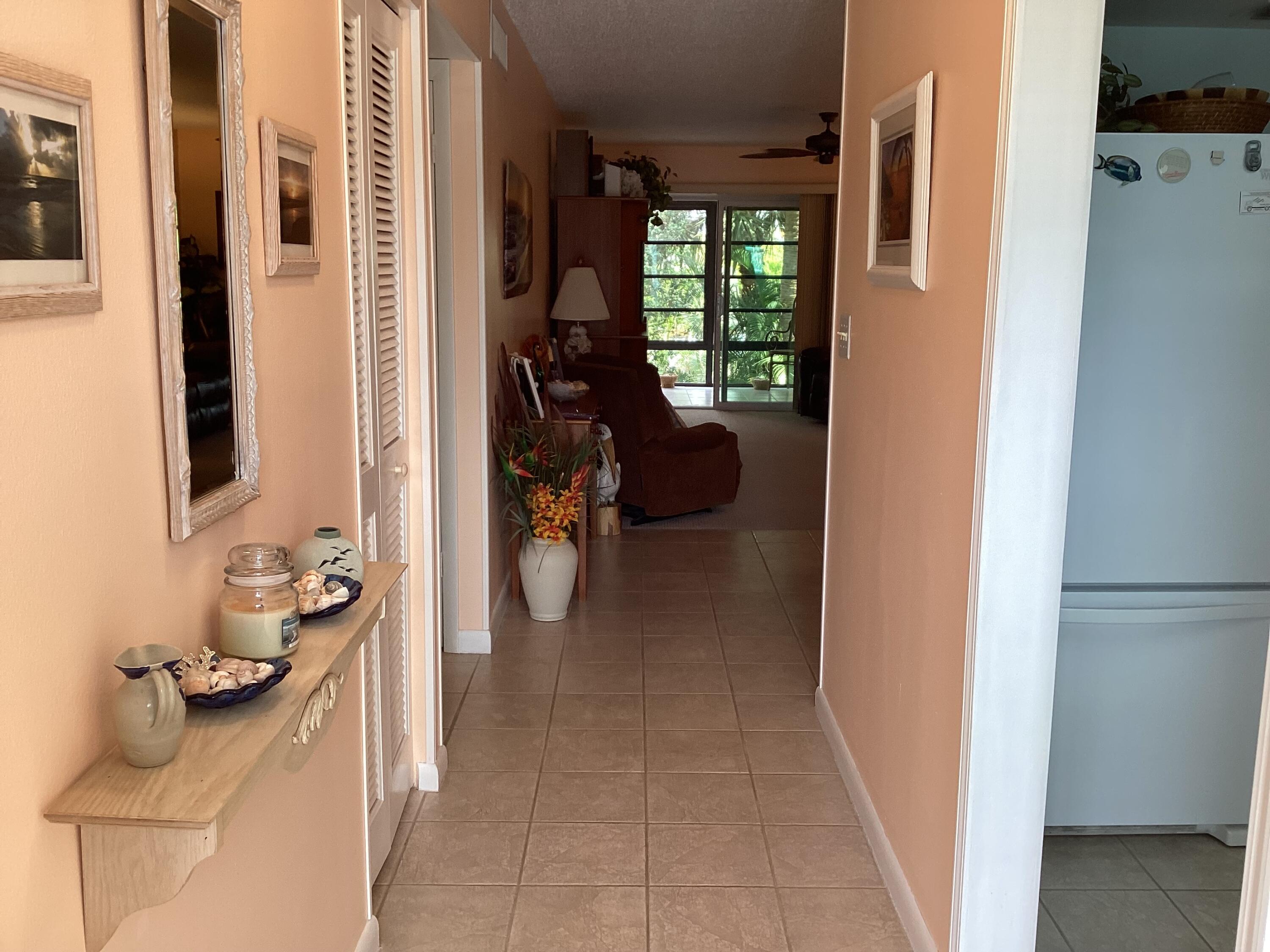 1245 N Carlton Court 206, Fort Pierce, FL 34949, Fort Pierce - Photo 5