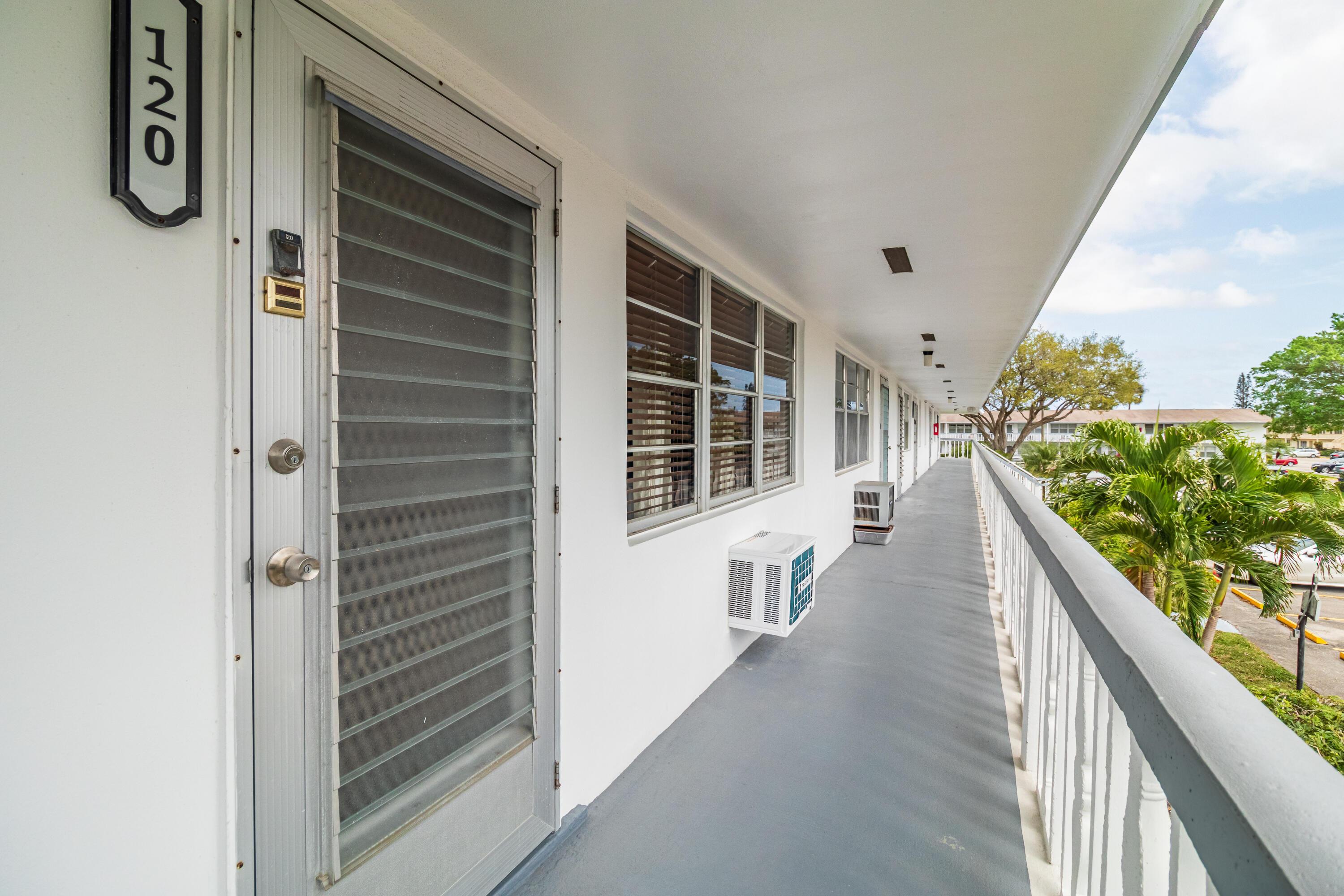 120 Northampton F, West Palm Beach, FL 33417, West Palm Beach