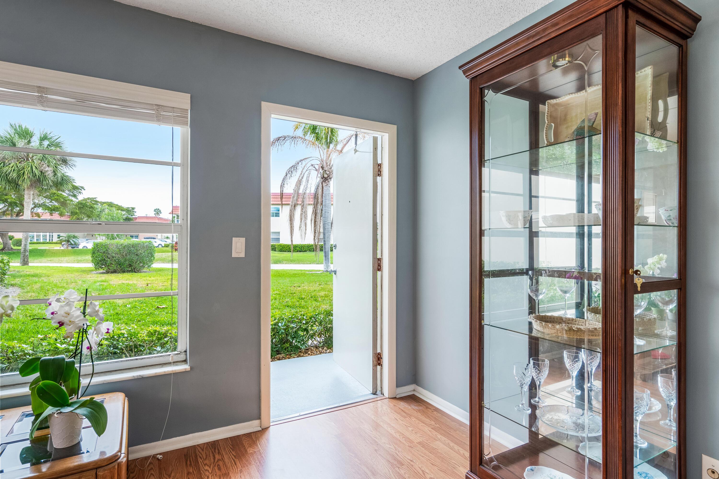 65 Woodland Drive 106, Vero Beach, FL 32962, Vero Beach - Photo 4