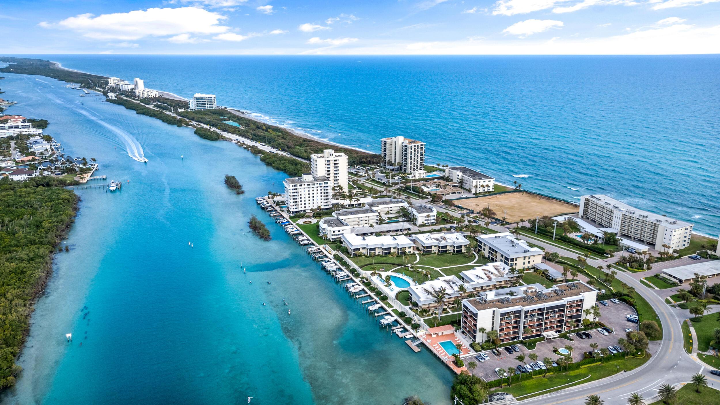 225 Beach Road 102, Tequesta, FL 33469, Tequesta