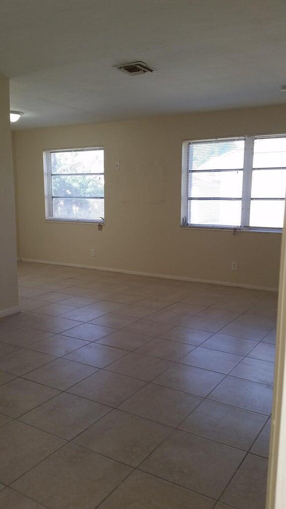 1230 W 23rd Street, Riviera Beach, FL 33404, Riviera Beach - Photo 2