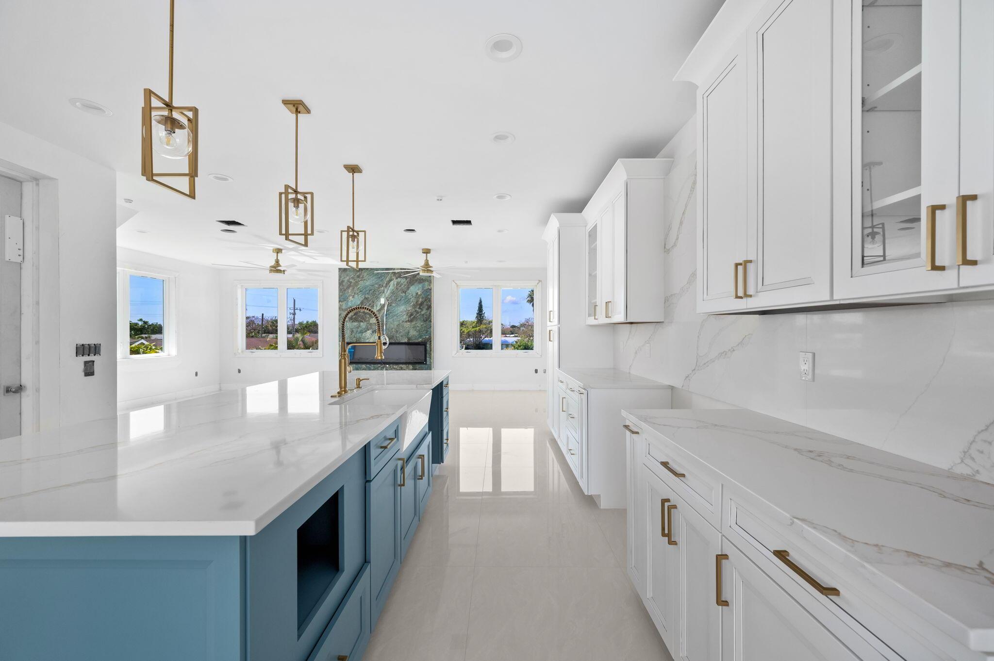 105 Desota Street, Hutchinson Island, FL 34949, Hutchinson Island - Photo 2