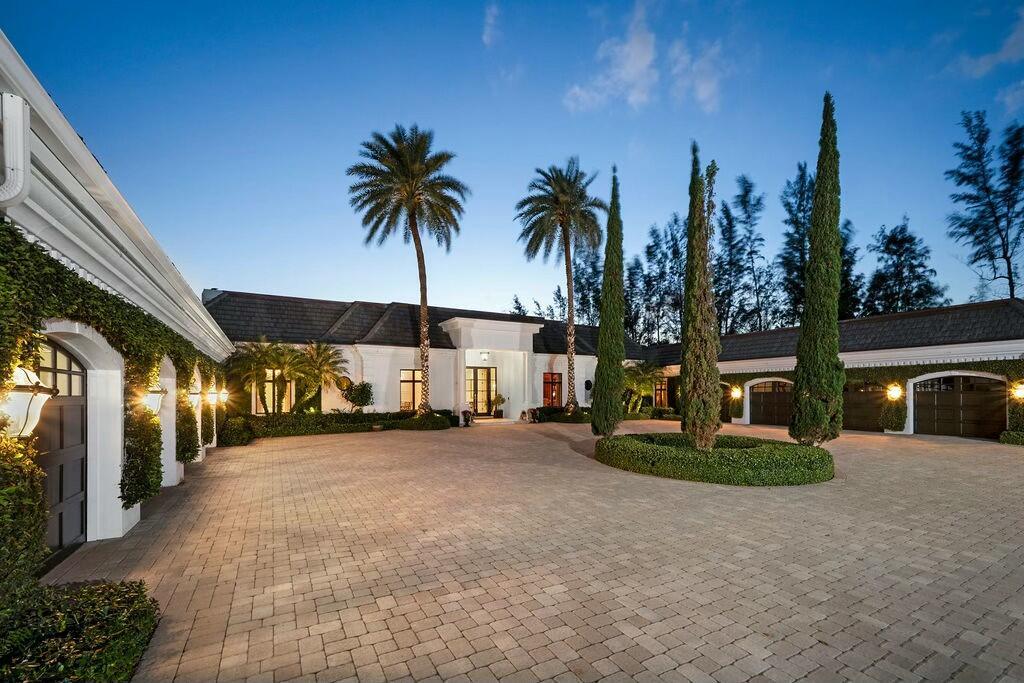 100 Harbor Way, Jupiter Island, FL 33455, Jupiter Island - Photo 2