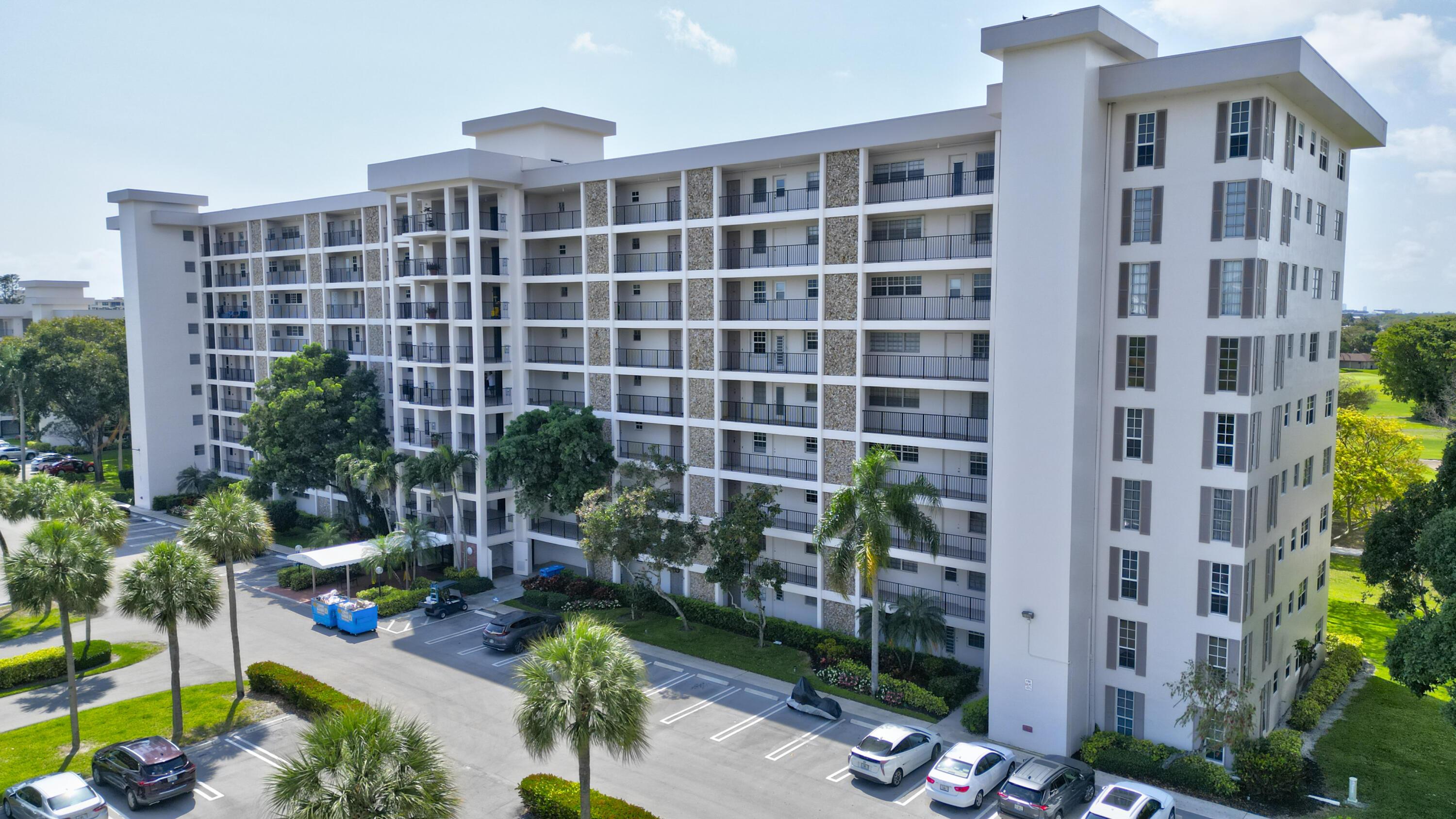 3050 N Palm Aire Drive 505, Pompano Beach, FL 33069, Pompano Beach - Photo 3
