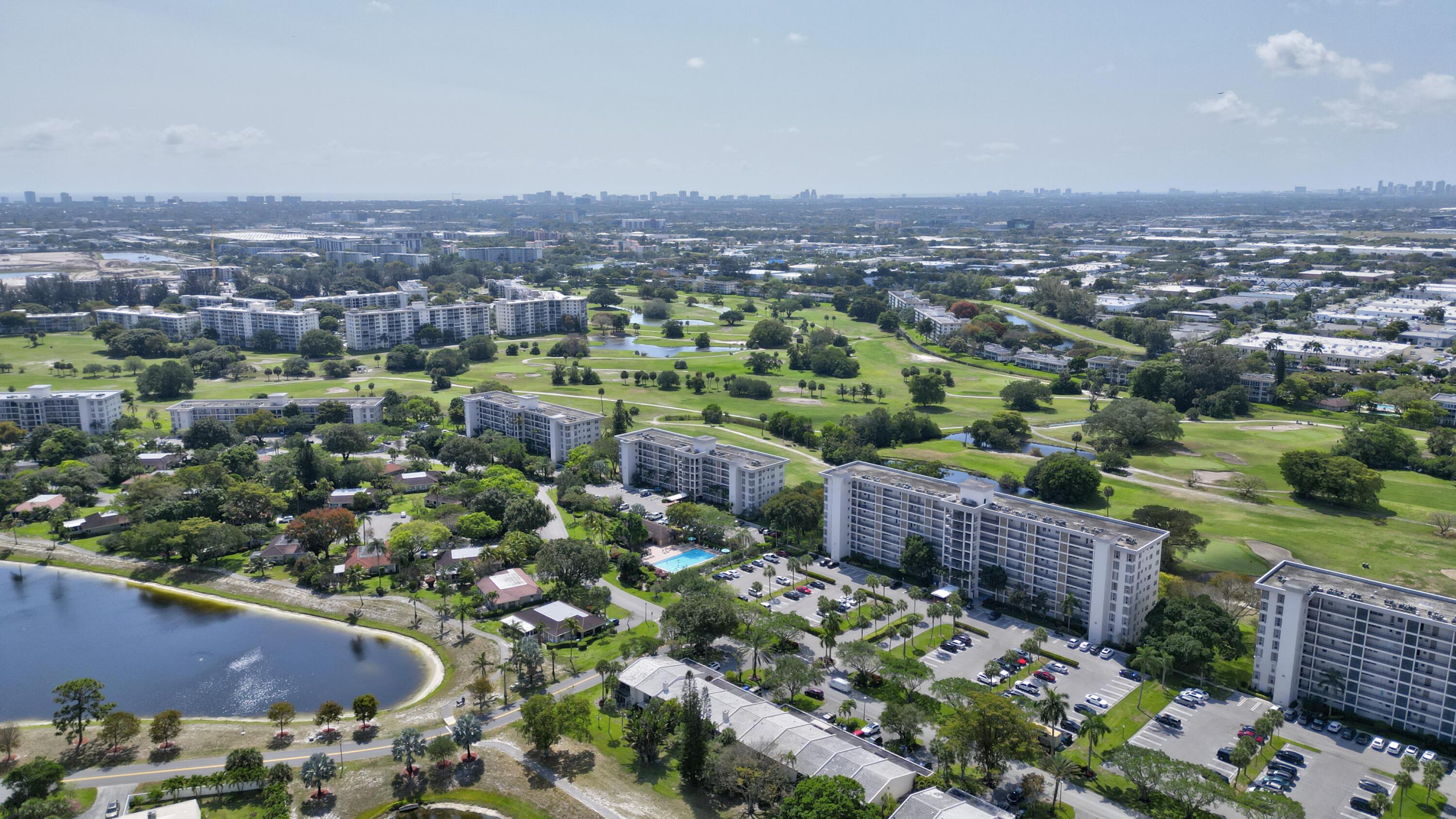 3050 N Palm Aire Drive 505, Pompano Beach, FL 33069, Pompano Beach - Photo 5