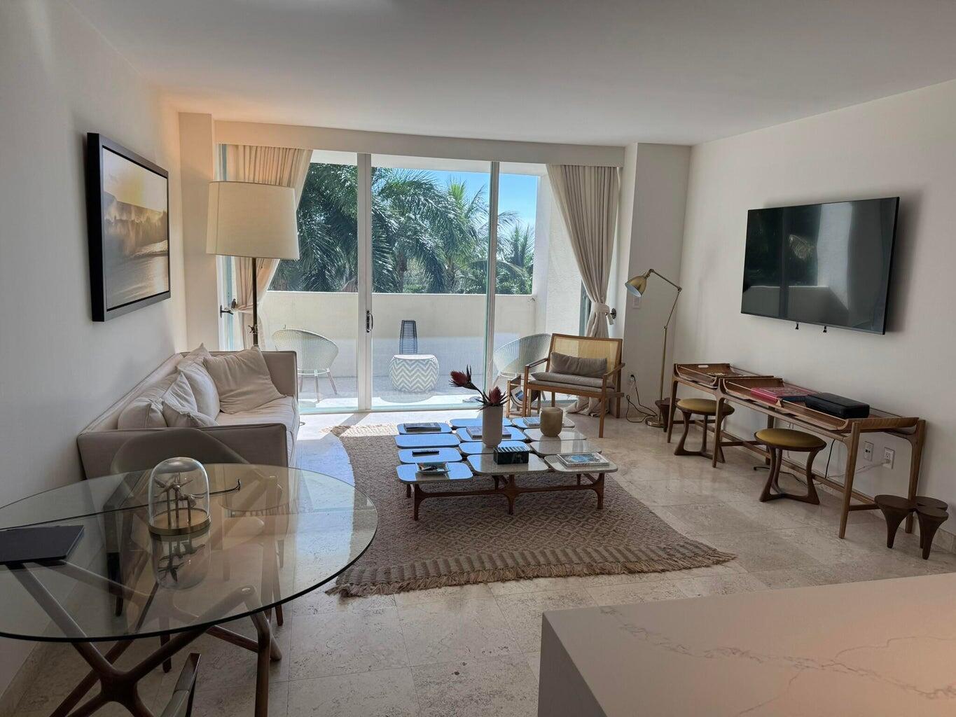 3400 SW 27th Avenue 303, Miami, FL 33133, Miami - Photo 2