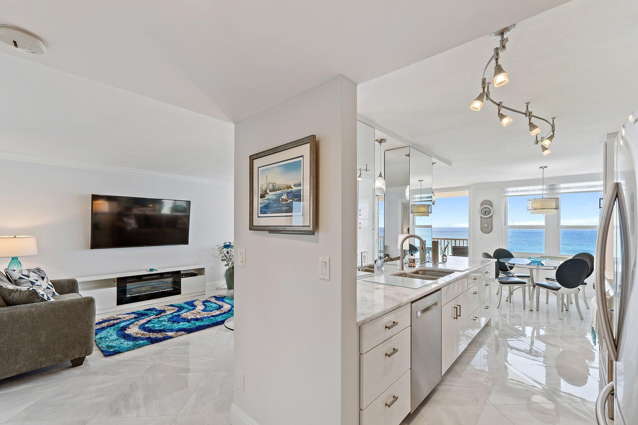 5480 N Ocean Drive A7a, Singer Island, FL 33404, Singer Island - Photo 2