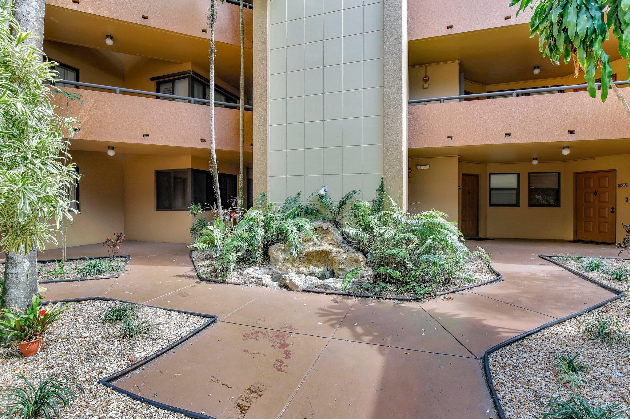 15499 Miami Lakeway N 306-5, Miami Lakes, FL 33014, Miami Lakes - Photo 5