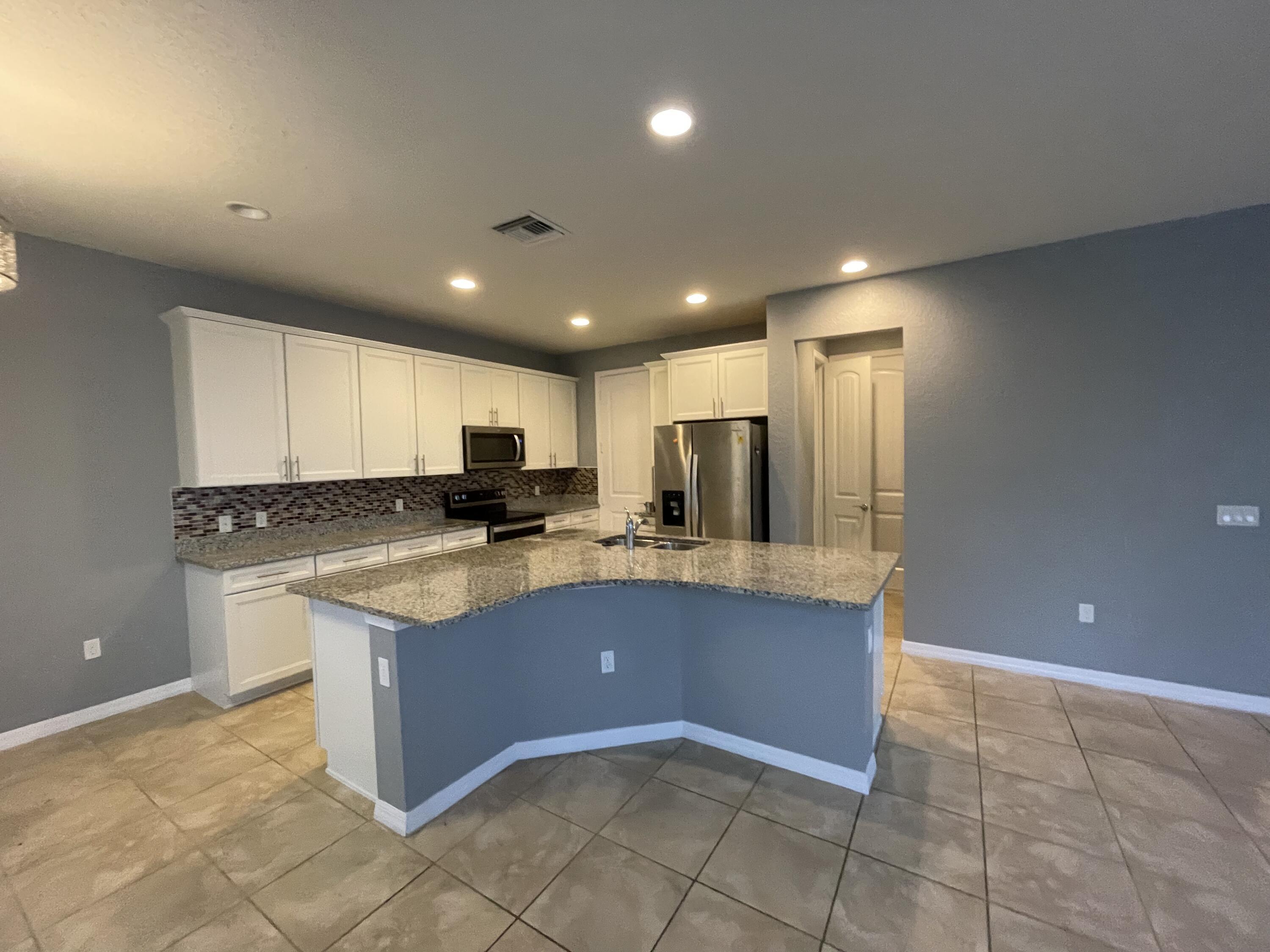 4516 San Fratello Circle, Lake Worth, FL 33467, Lake Worth - Photo 3