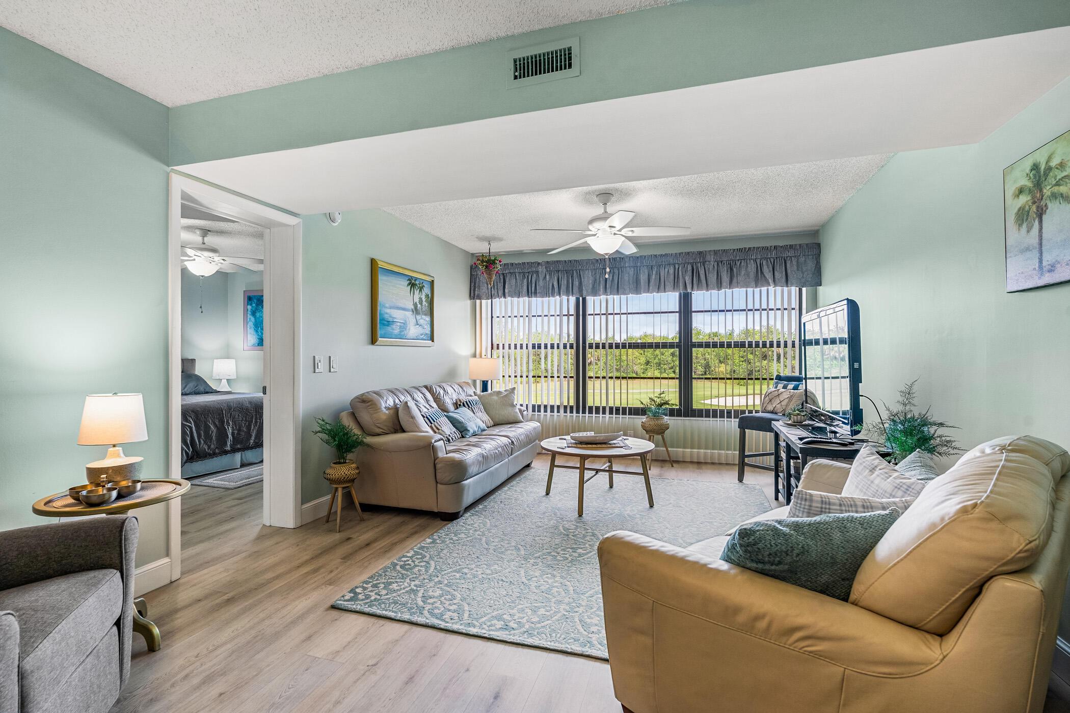 28 Plantation Drive 204, Vero Beach, FL 32966, Vero Beach - Photo 4
