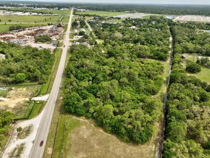 2357 NW 32 Drive, Okeechobee, FL 34972, Okeechobee - Photo 3
