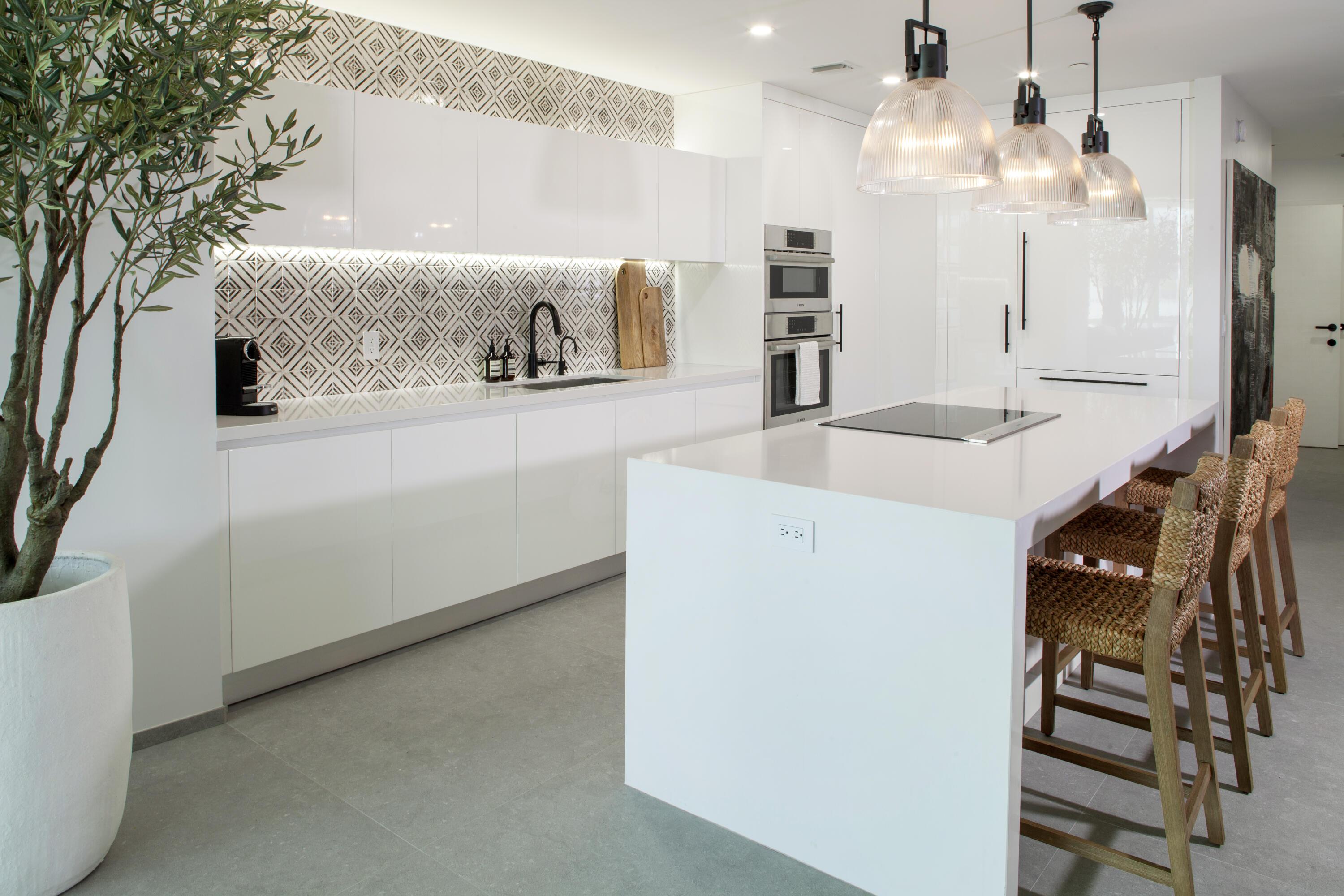 851 NE 1st Avenue 812, Miami, FL 33132, Miami - Photo 4