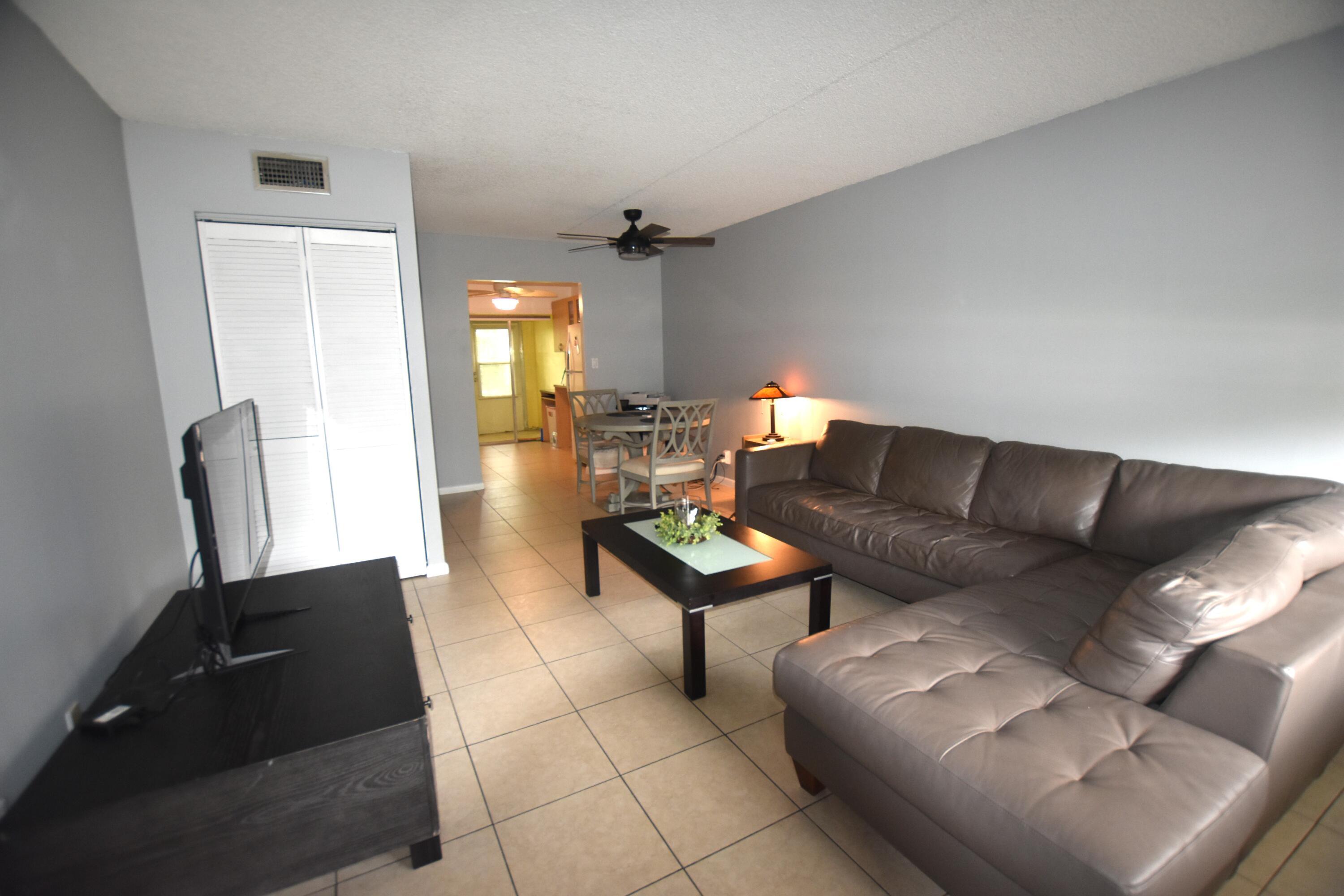 251 NW 76th Avenue 105, Margate, FL 33063, Margate - Photo 2