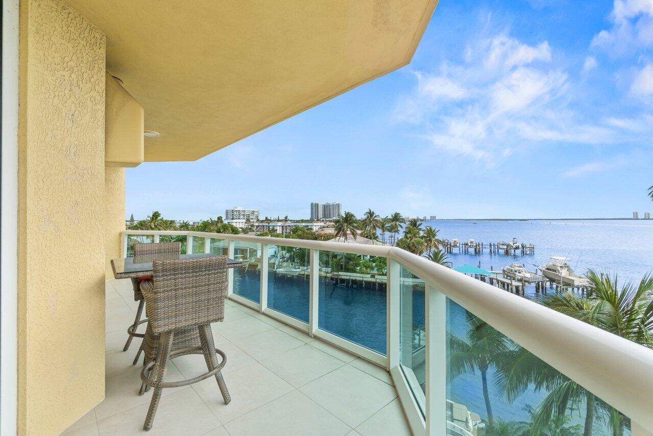 2650 Lake Shore Drive 406, Riviera Beach, FL 33404, Riviera Beach - Photo 4