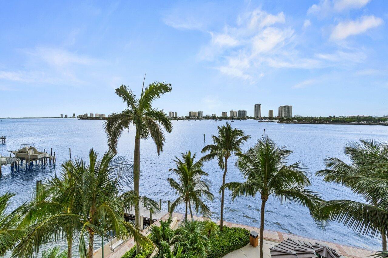2650 Lake Shore Drive 406, Riviera Beach, FL 33404, Riviera Beach - Photo 5