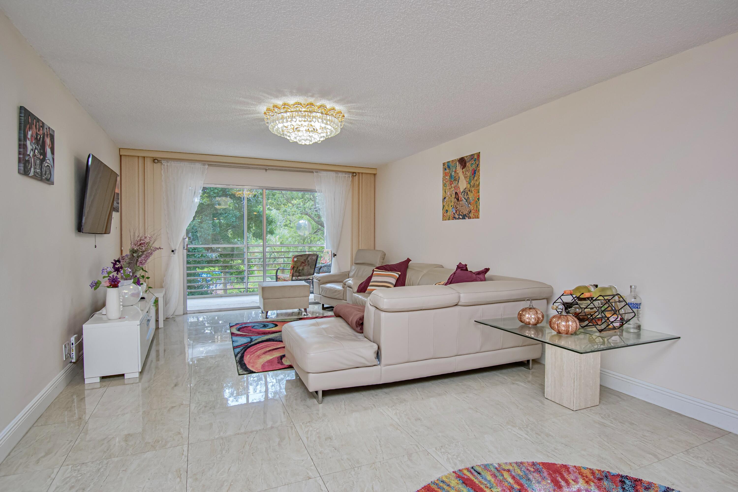 2301 Lucaya Lane M3, Coconut Creek, FL 33066, Coconut Creek - Photo 5